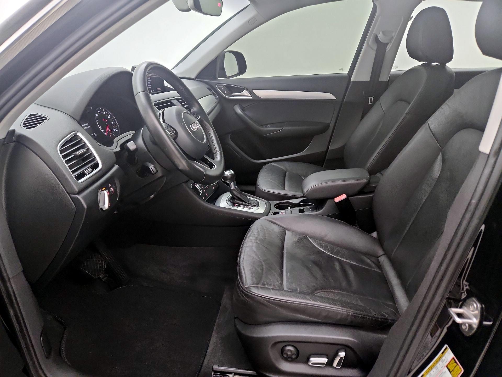 Thumbnail: 2016 Audi Q3 - 11