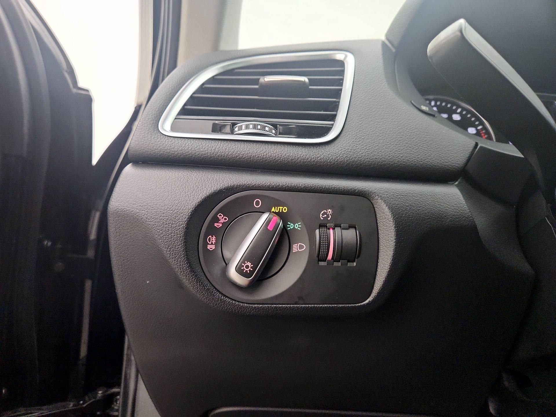 Thumbnail: 2016 Audi Q3 - 13