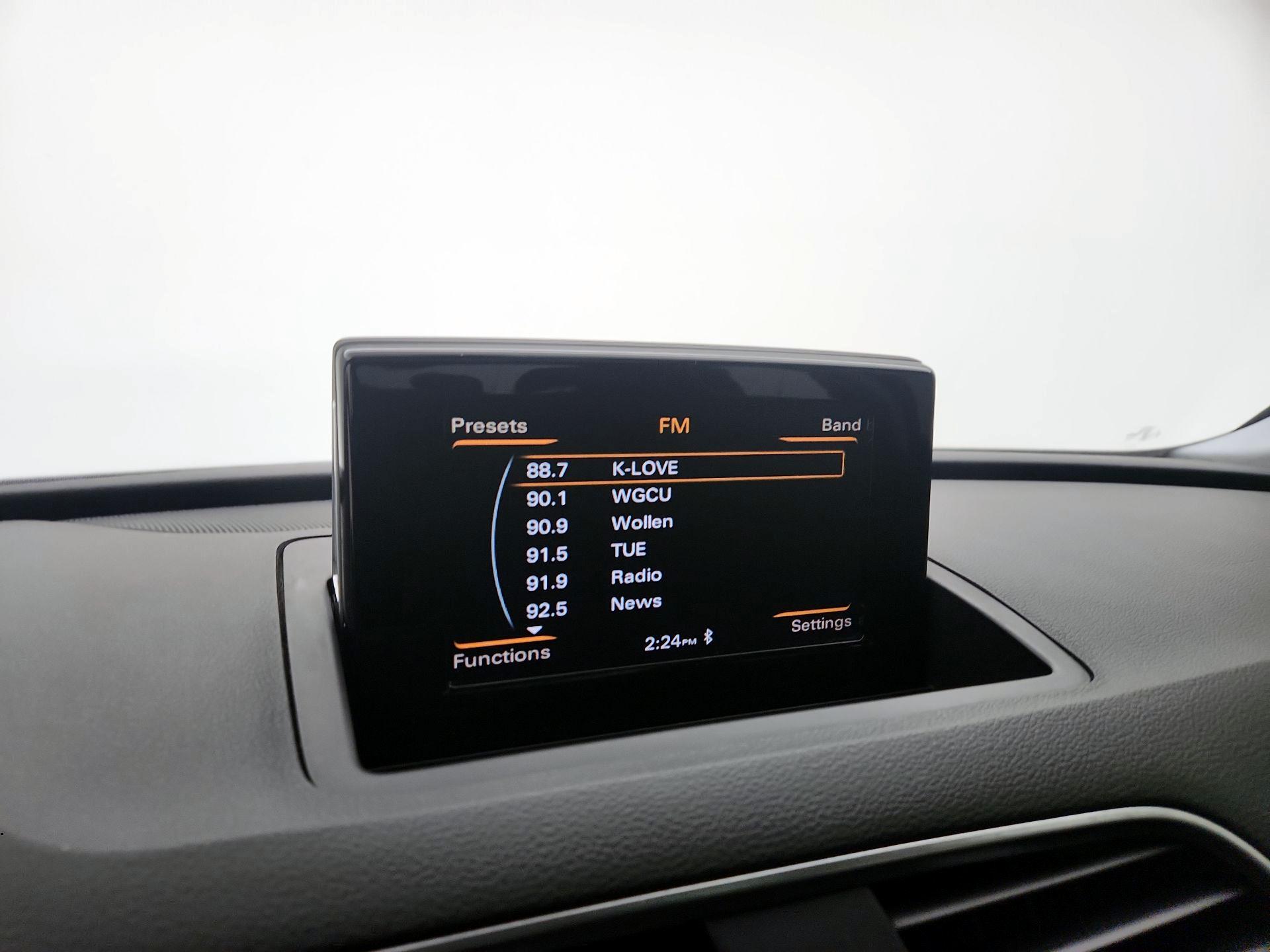 Thumbnail: 2016 Audi Q3 - 15