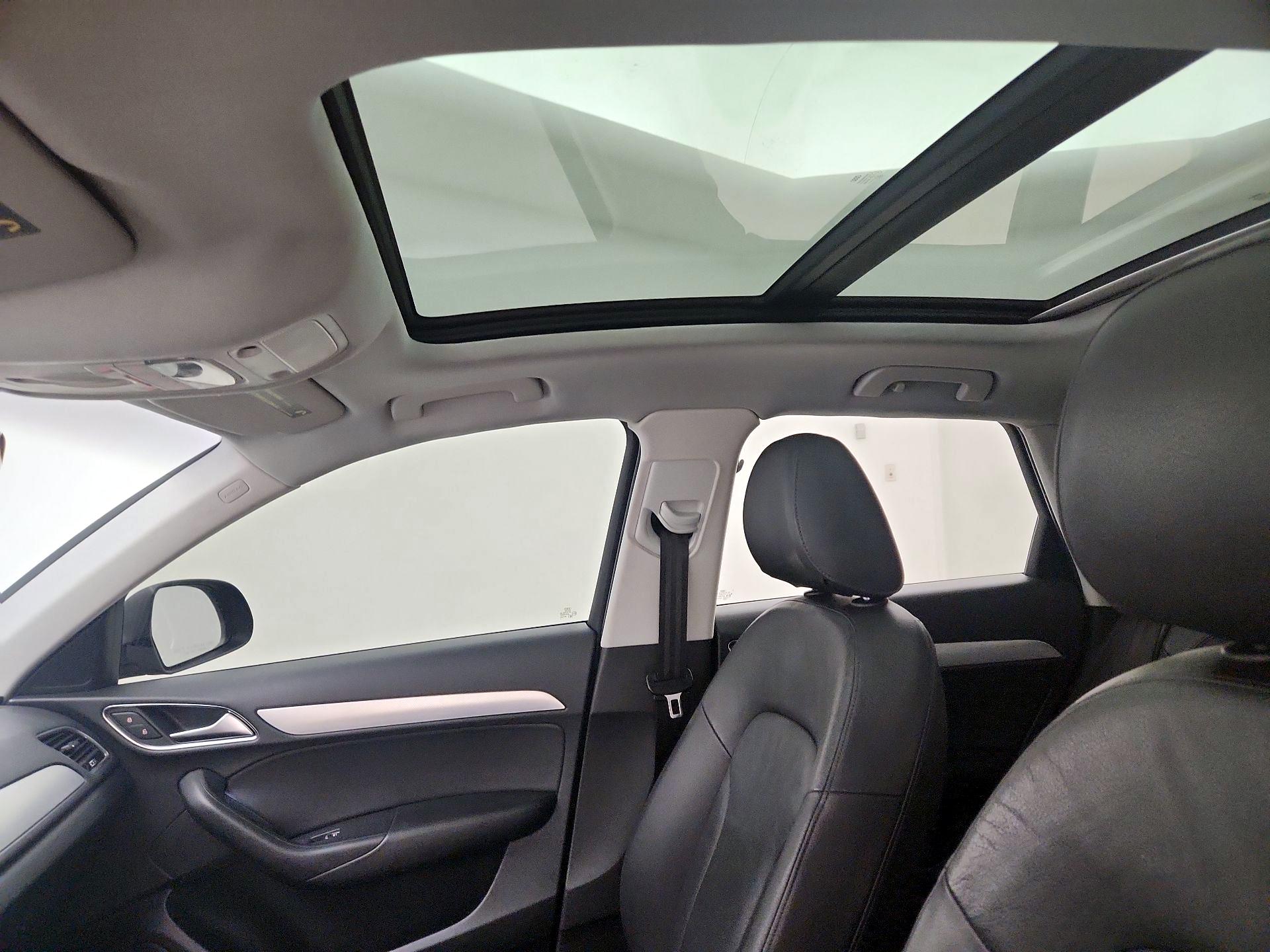 Thumbnail: 2016 Audi Q3 - 18