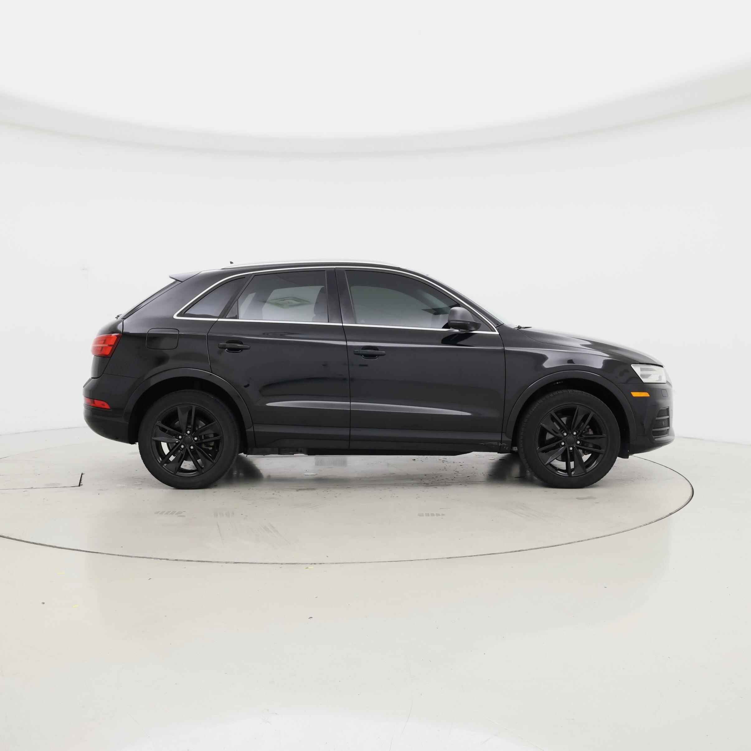 Thumbnail: 2016 Audi Q3 - 7