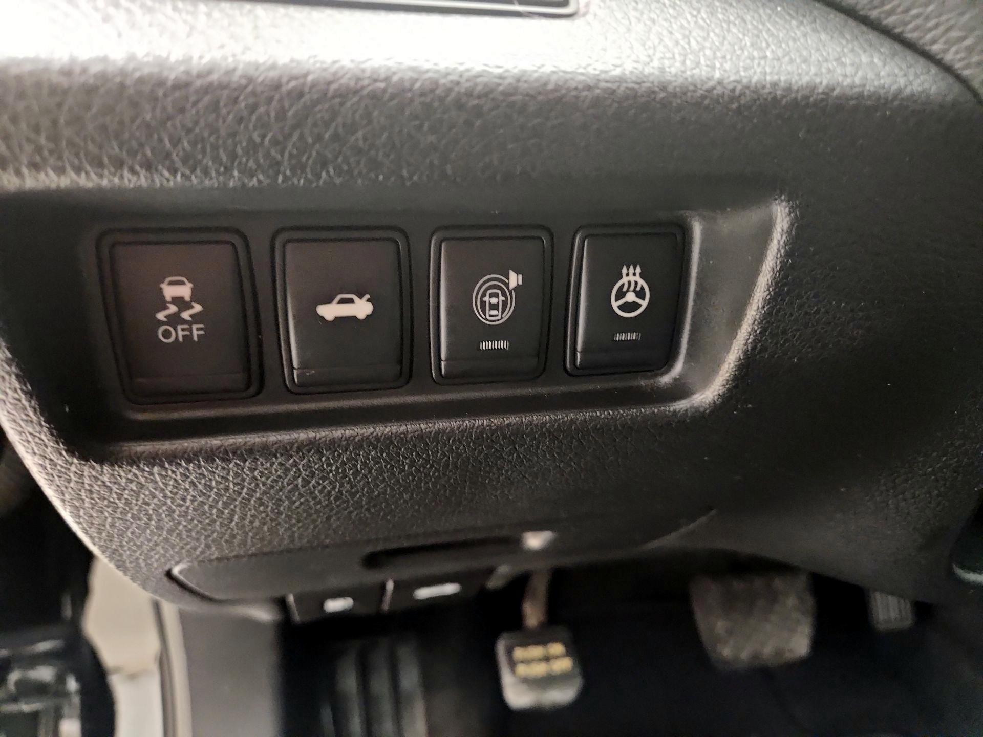 Thumbnail: 2014 Nissan Altima - 13