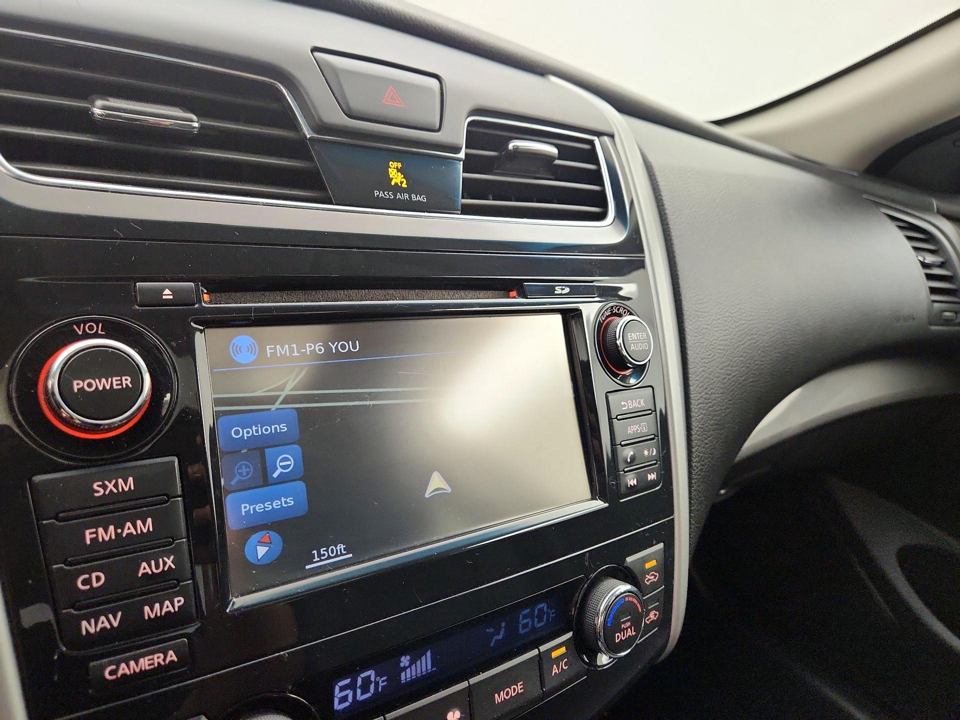 Thumbnail: 2014 Nissan Altima - 14