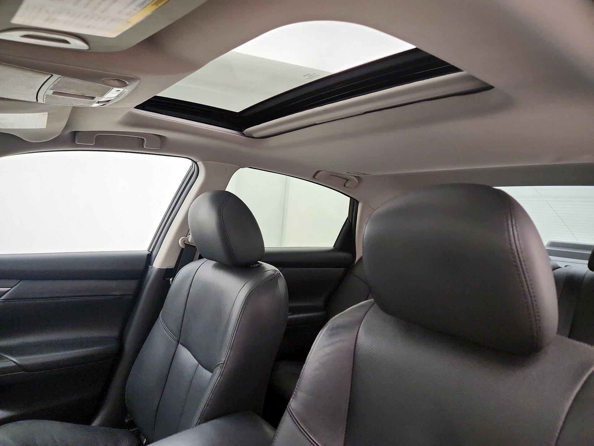 Thumbnail: 2014 Nissan Altima - 20
