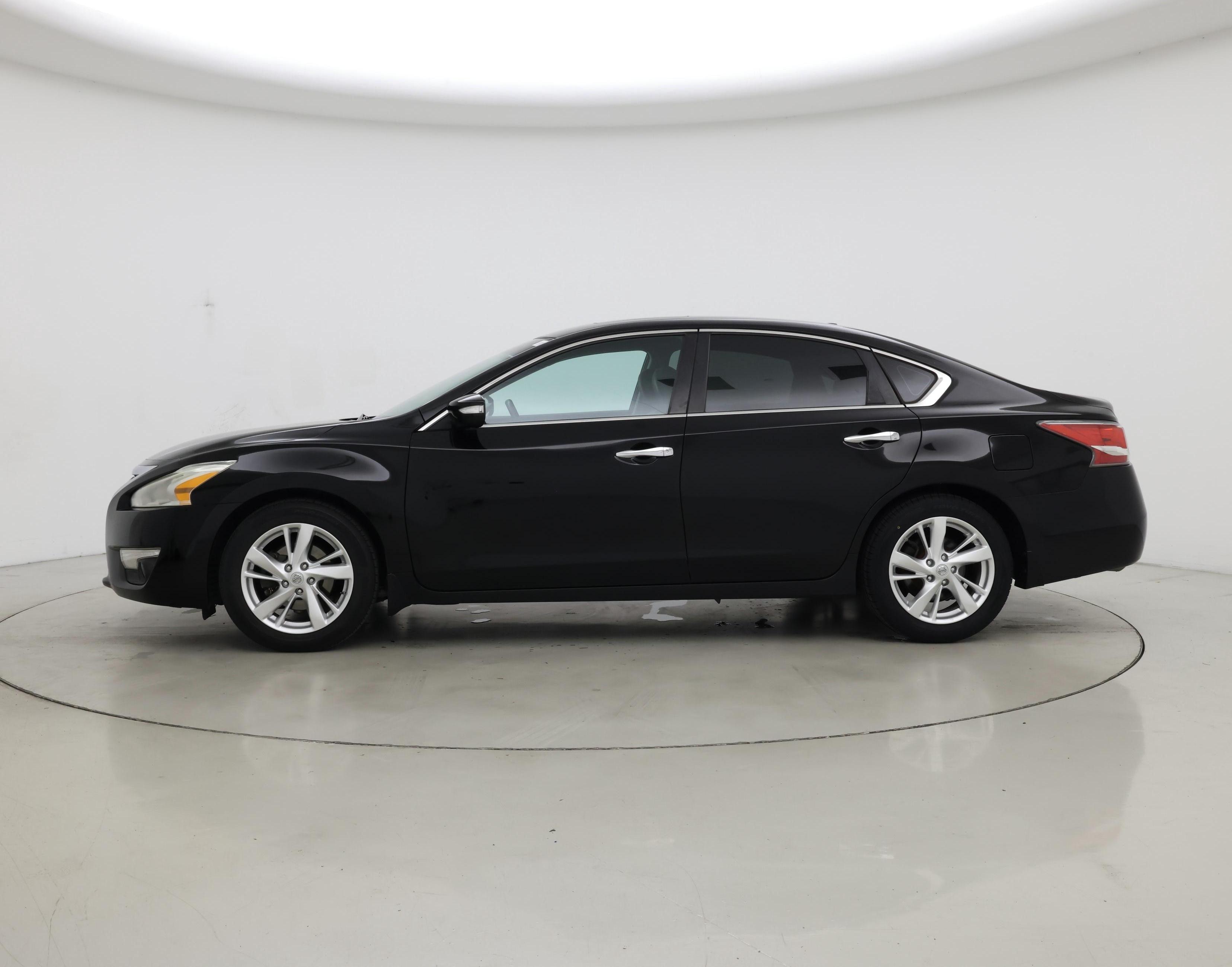 Thumbnail: 2014 Nissan Altima - 3