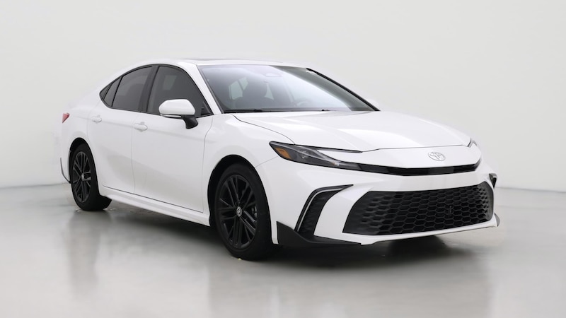 2025 Toyota Camry SE Hero Image