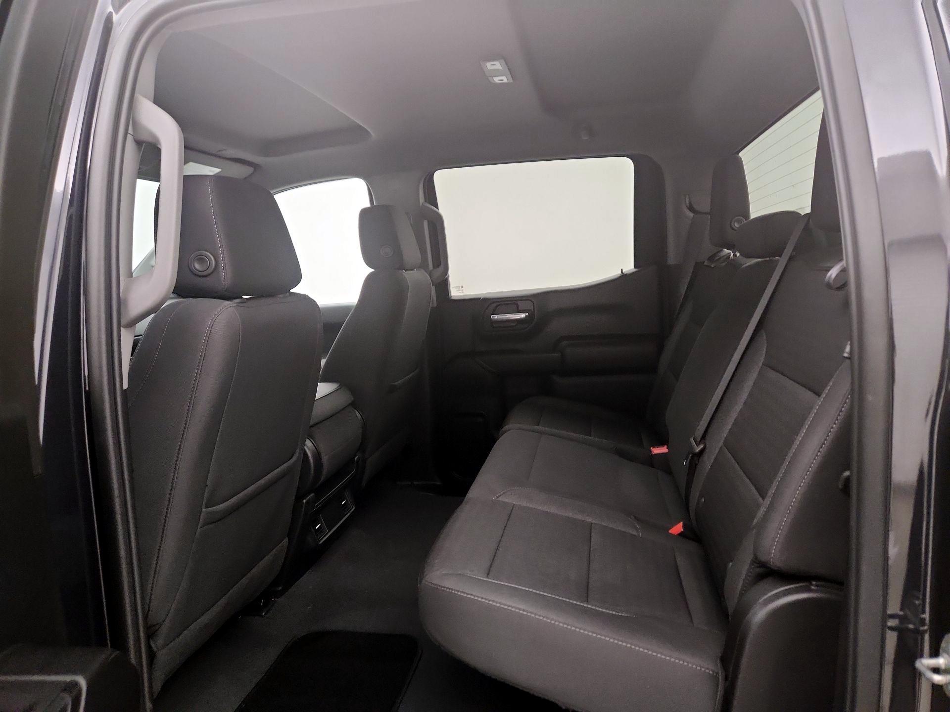 Thumbnail: 2022 Chevrolet Silverado 1500 - 19