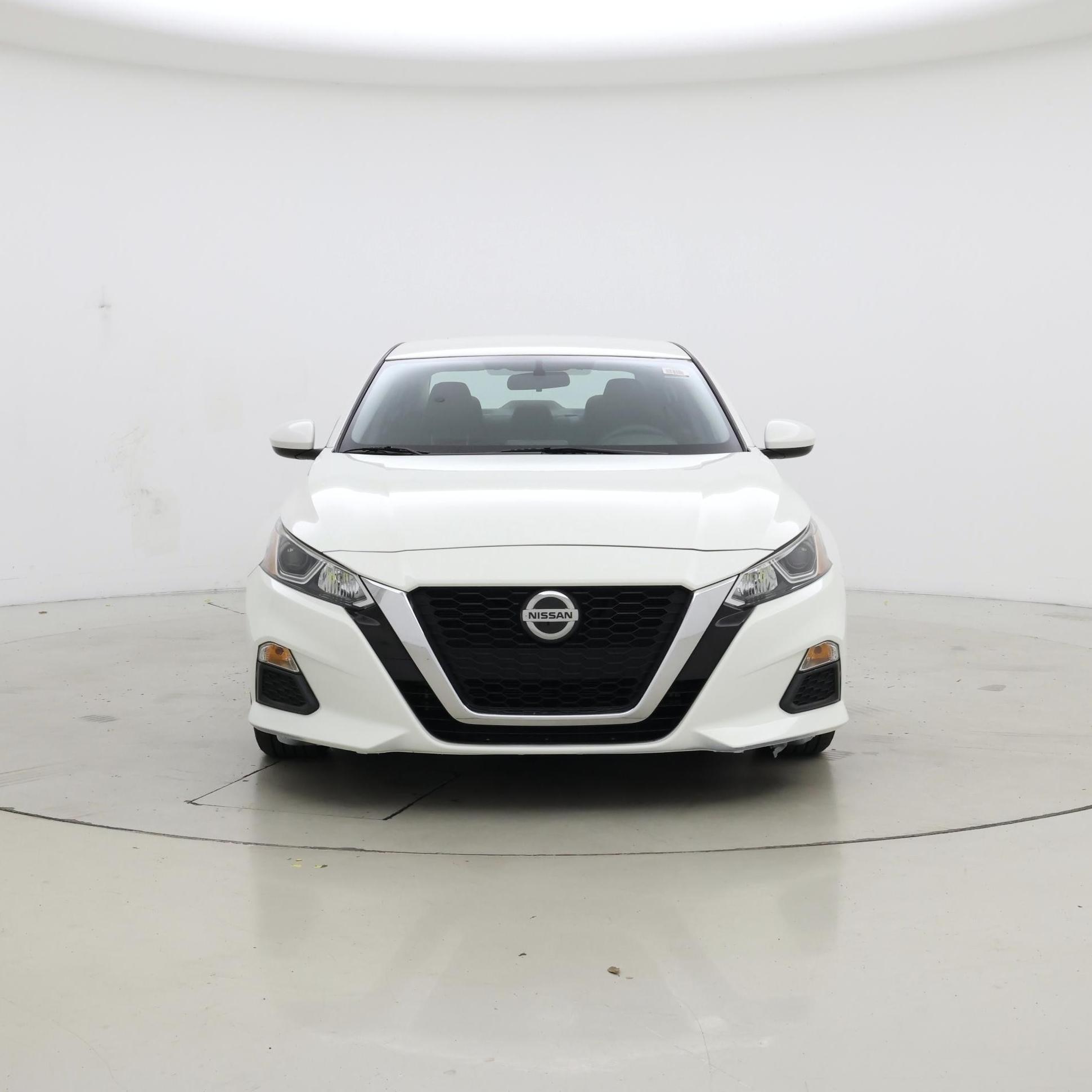 Thumbnail: 2020 Nissan Altima - 5