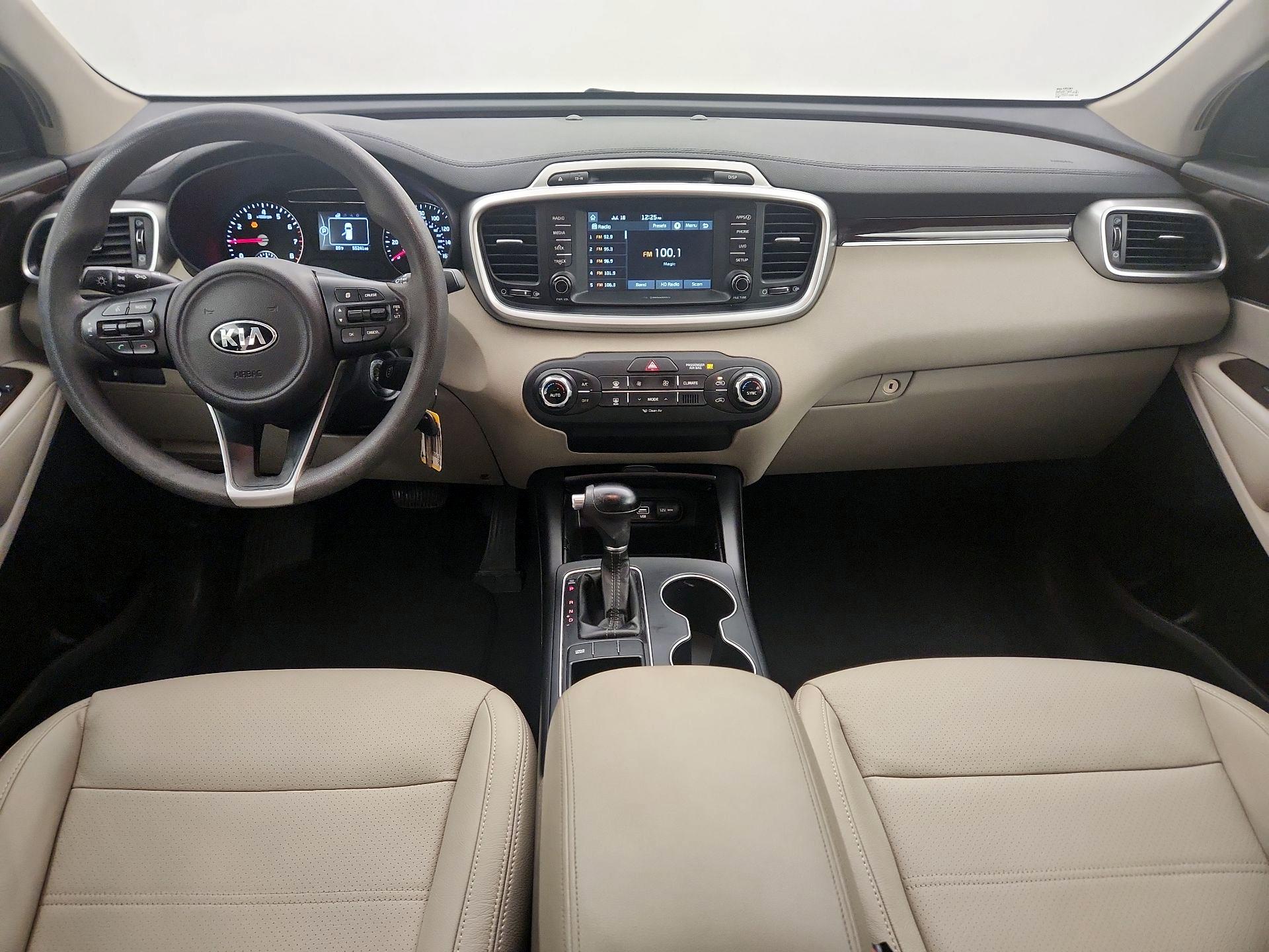 Thumbnail: 2018 Kia Sorento - 9