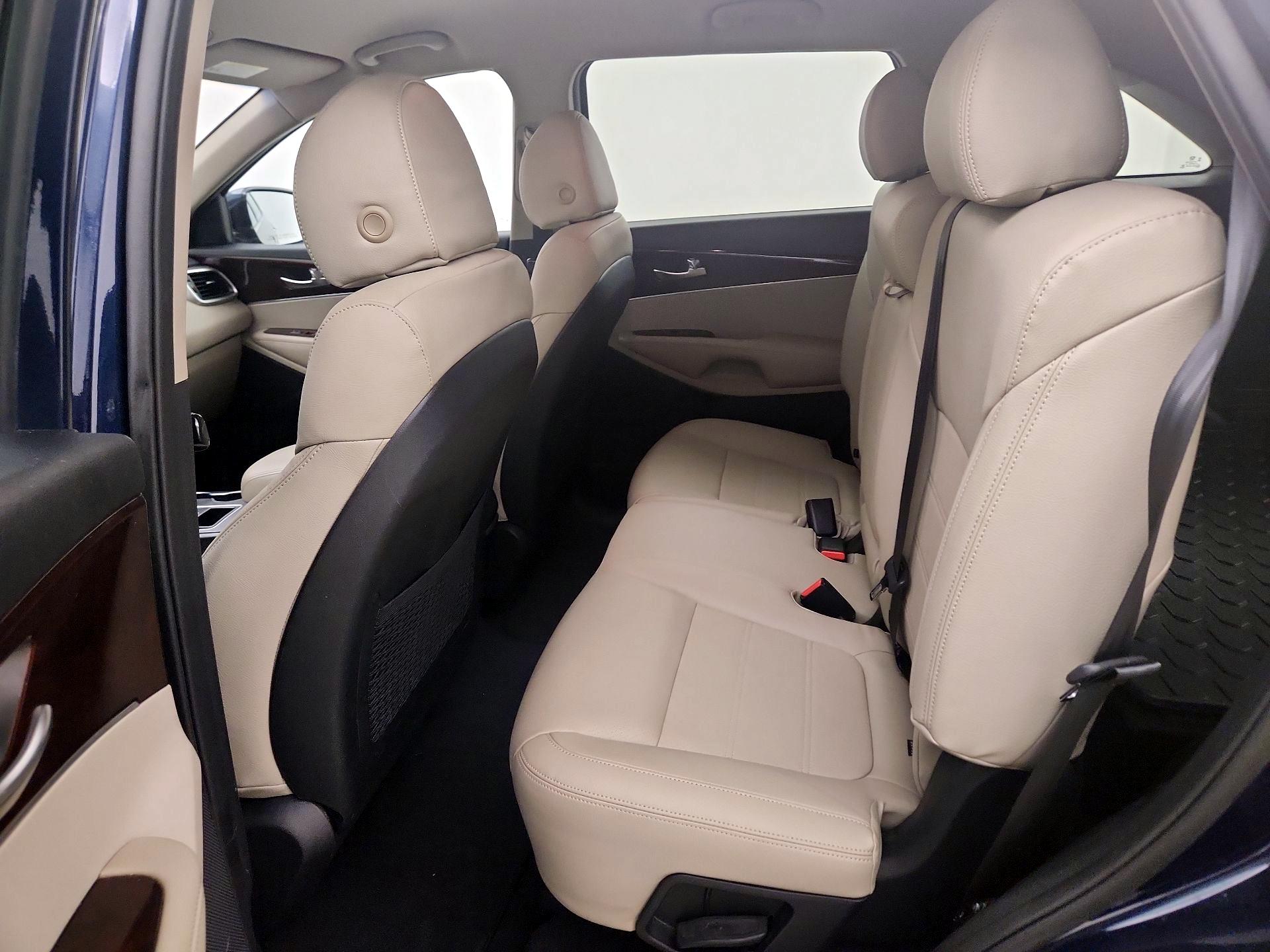 Thumbnail: 2018 Kia Sorento - 19