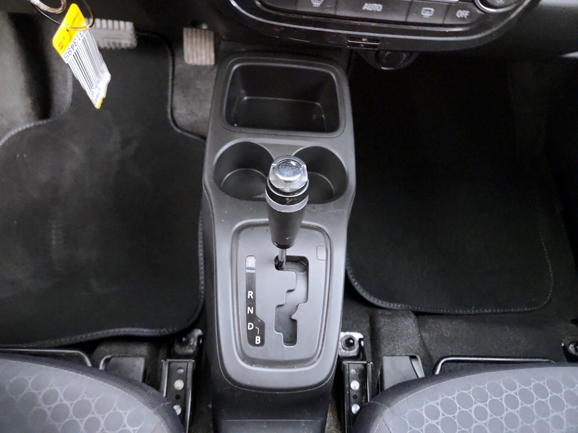 Thumbnail: 2015 Mitsubishi Mirage - 16