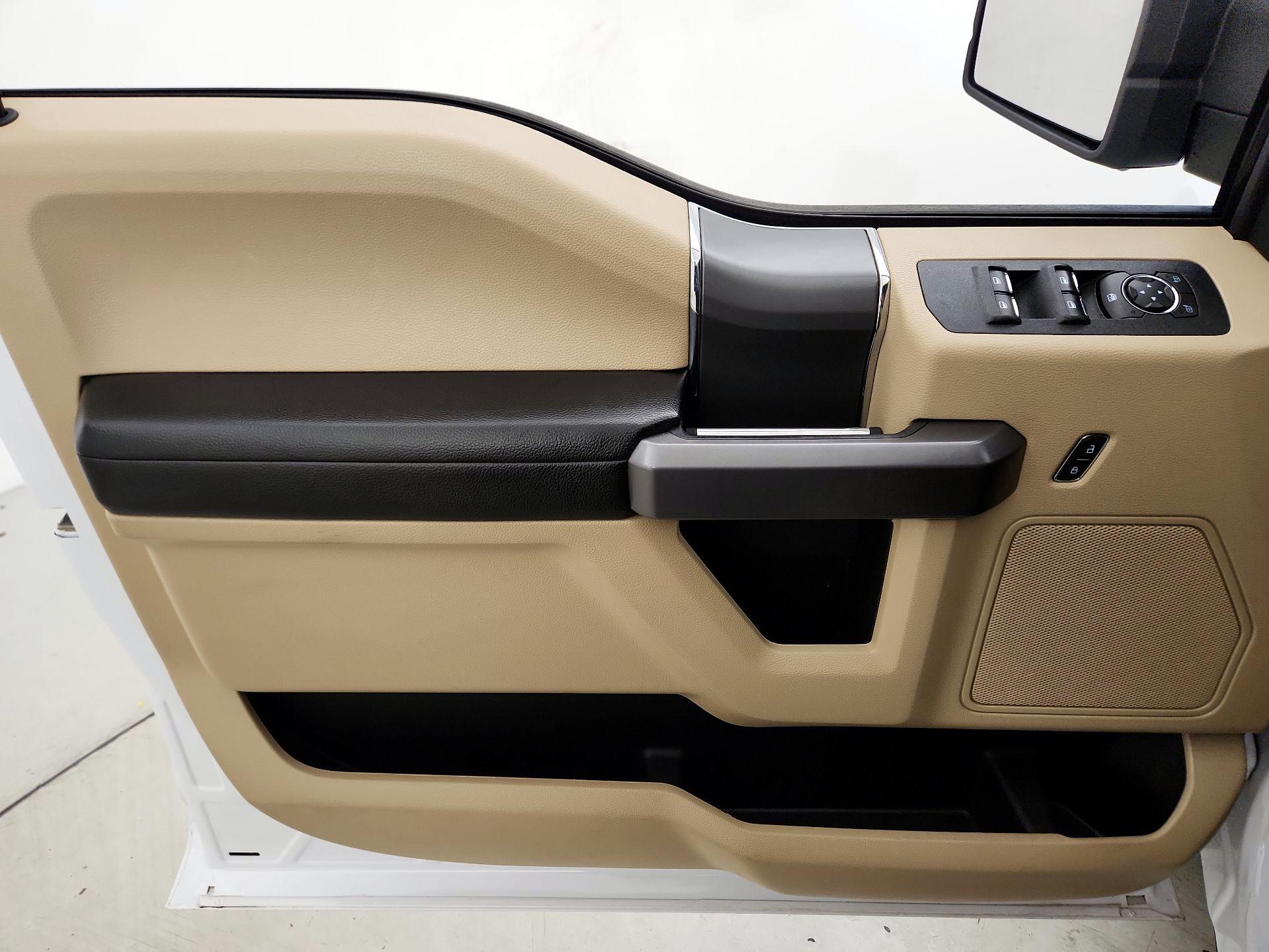 Thumbnail: 2019 Ford F-150 - 12