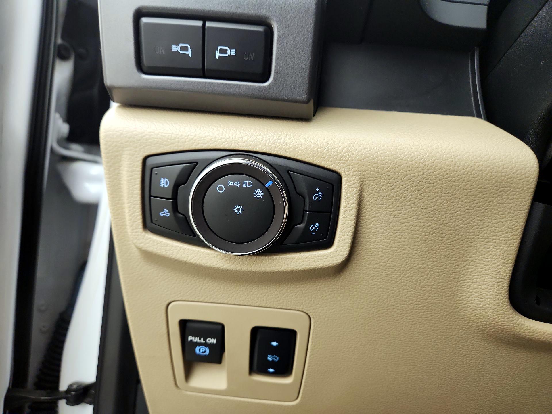 Thumbnail: 2019 Ford F-150 - 13