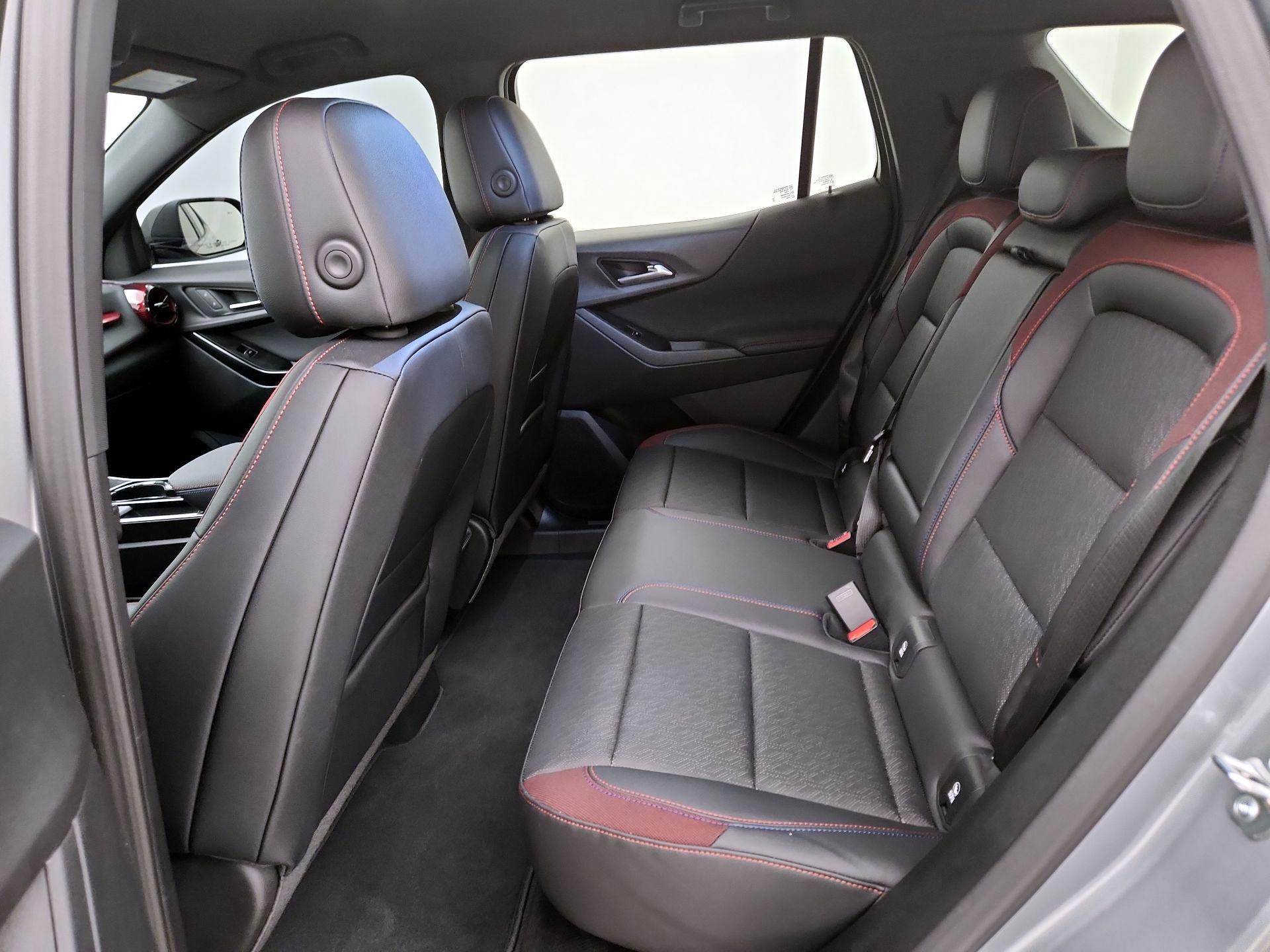 Thumbnail: 2025 Chevrolet Equinox - 20