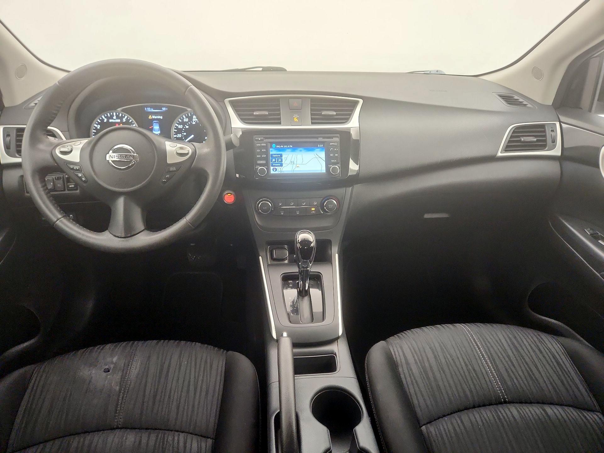 Thumbnail: 2017 Nissan Sentra - 9