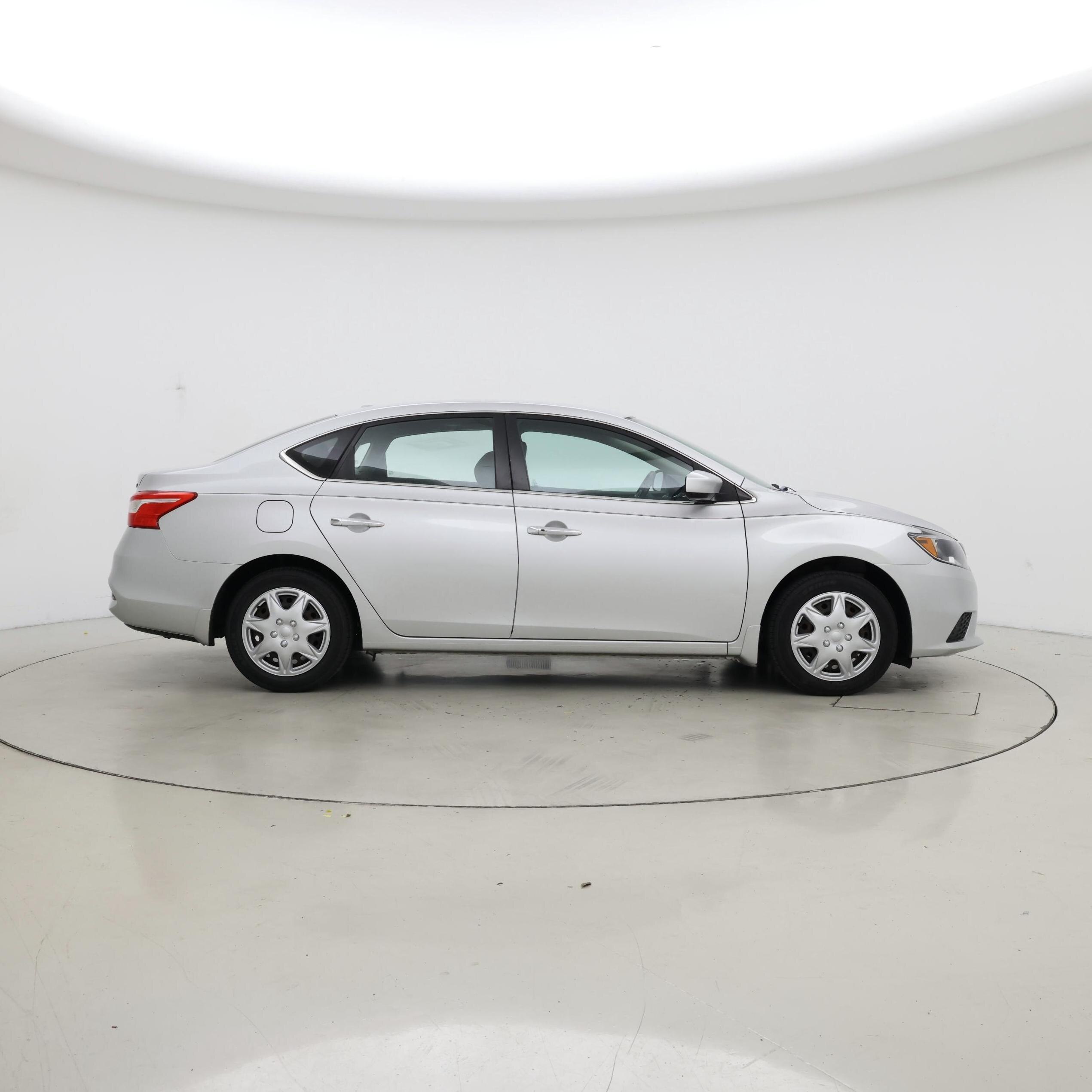 Thumbnail: 2017 Nissan Sentra - 7