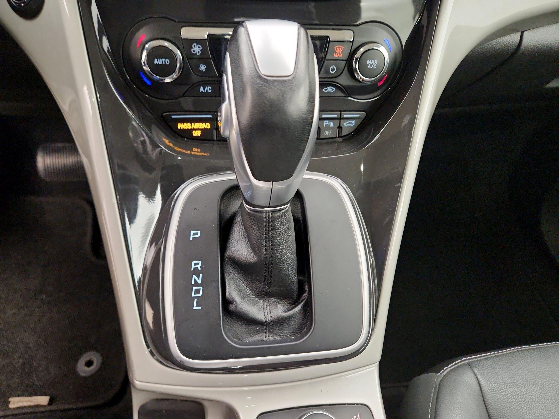 Thumbnail: 2013 Ford C-Max - 17
