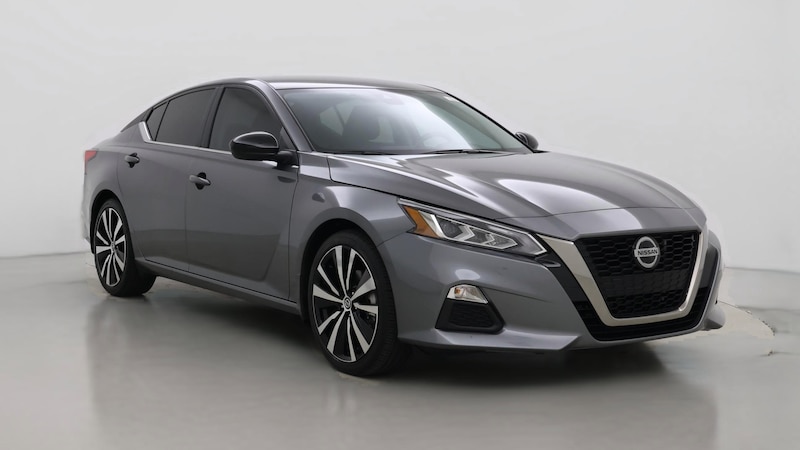2022 Nissan Altima SR Hero Image
