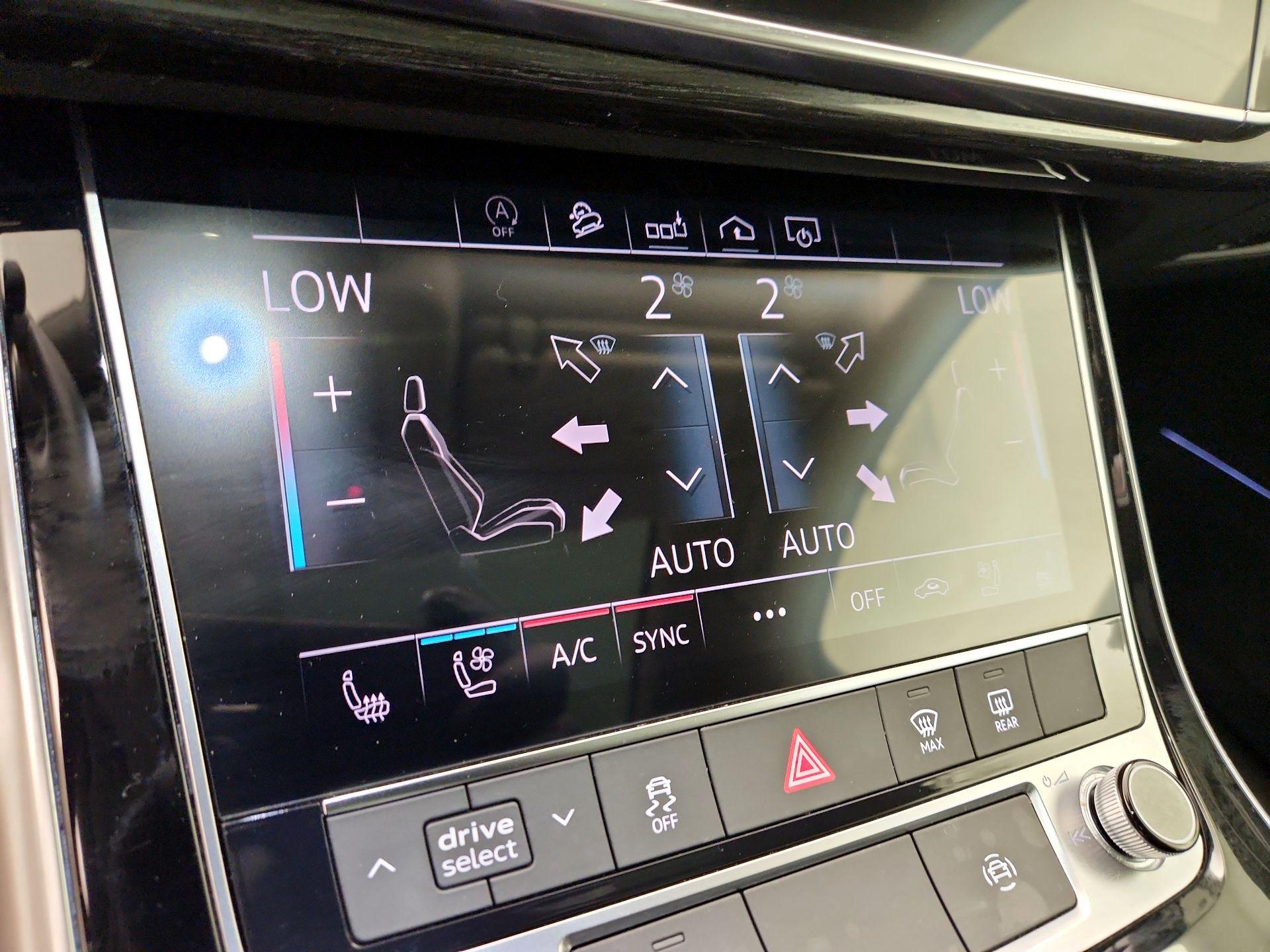 Thumbnail: 2020 Audi Q7 - 17