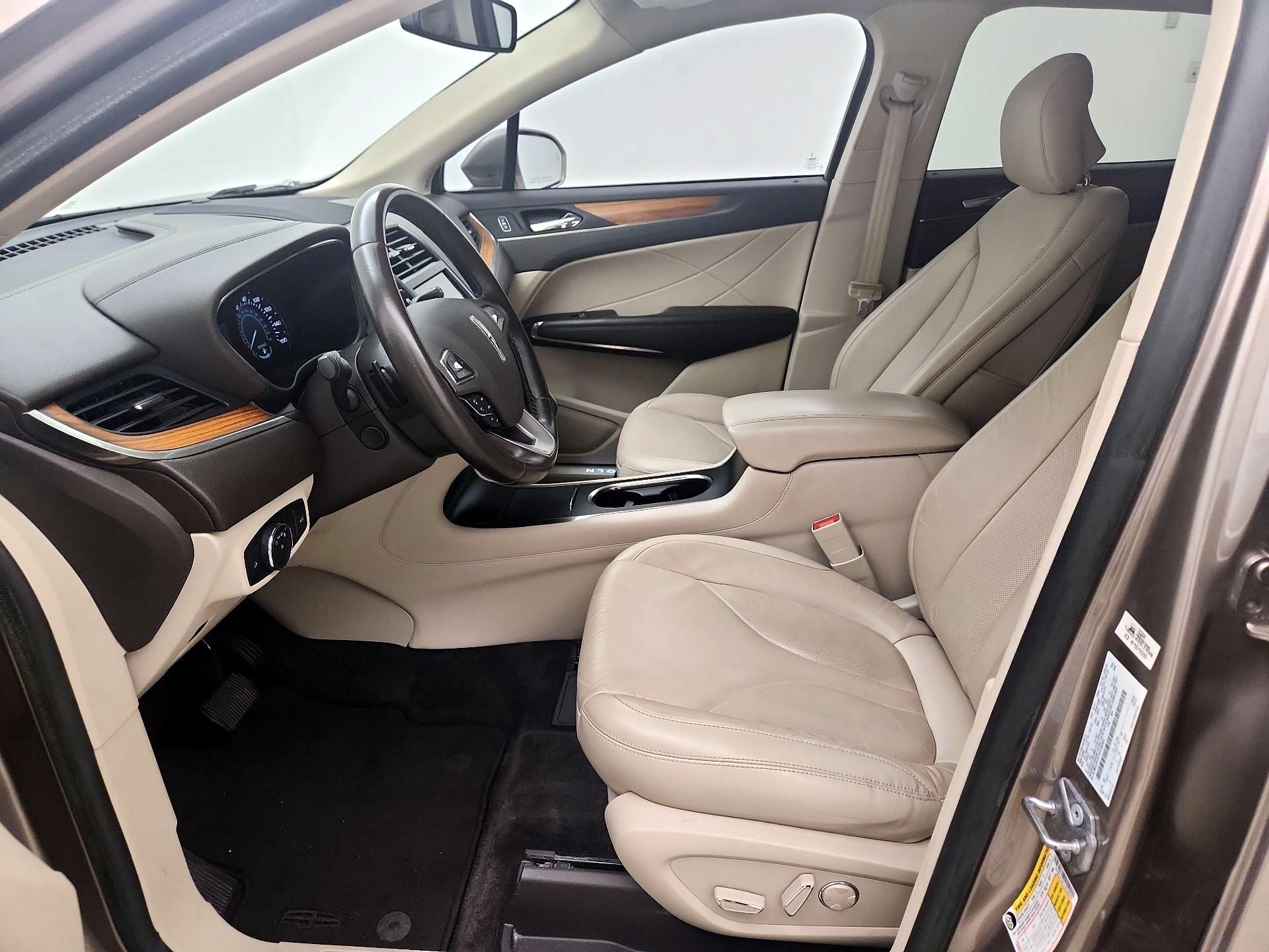 Thumbnail: 2018 Lincoln MKC - 11