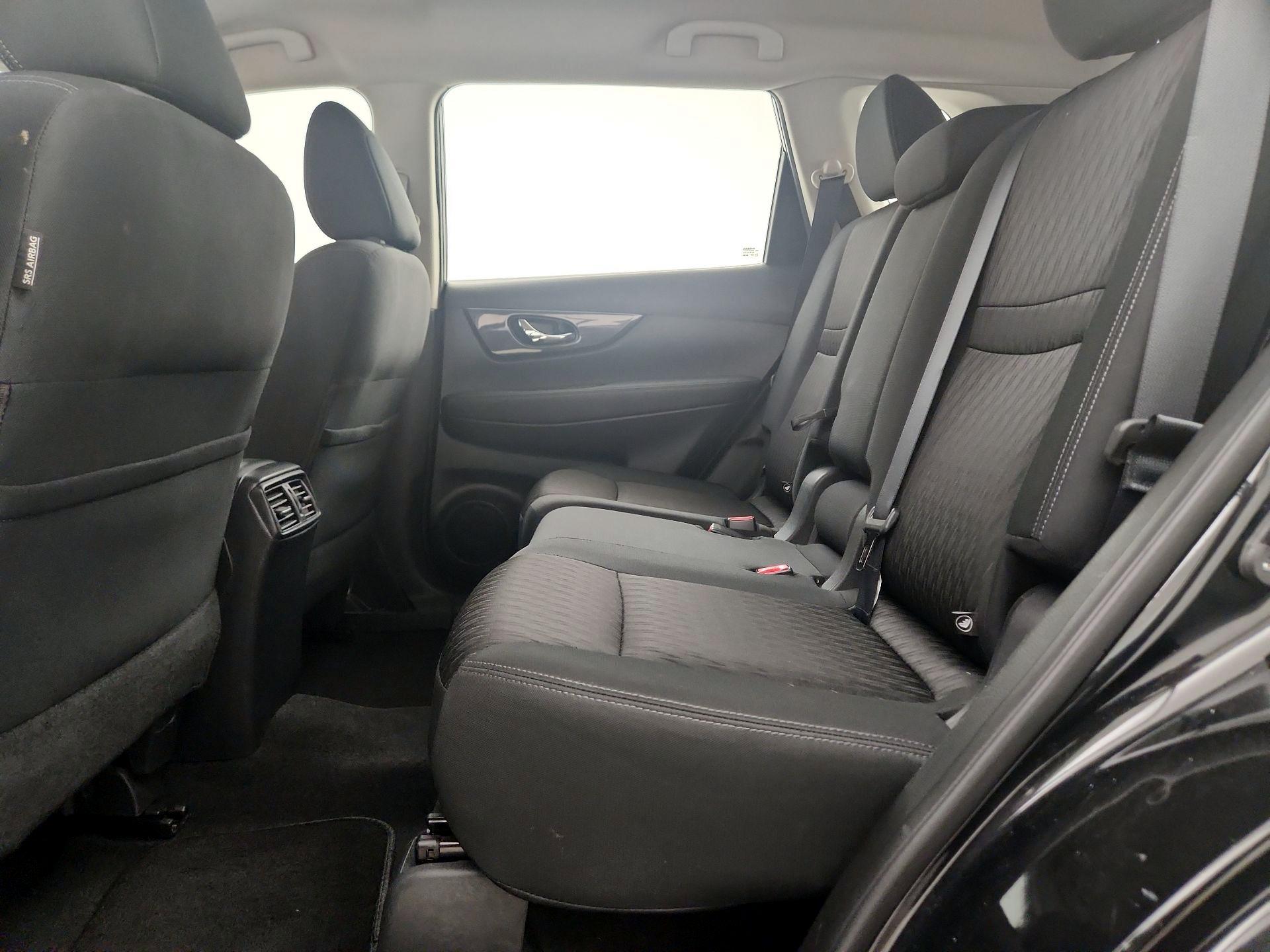 Thumbnail: 2018 Nissan Rogue - 19