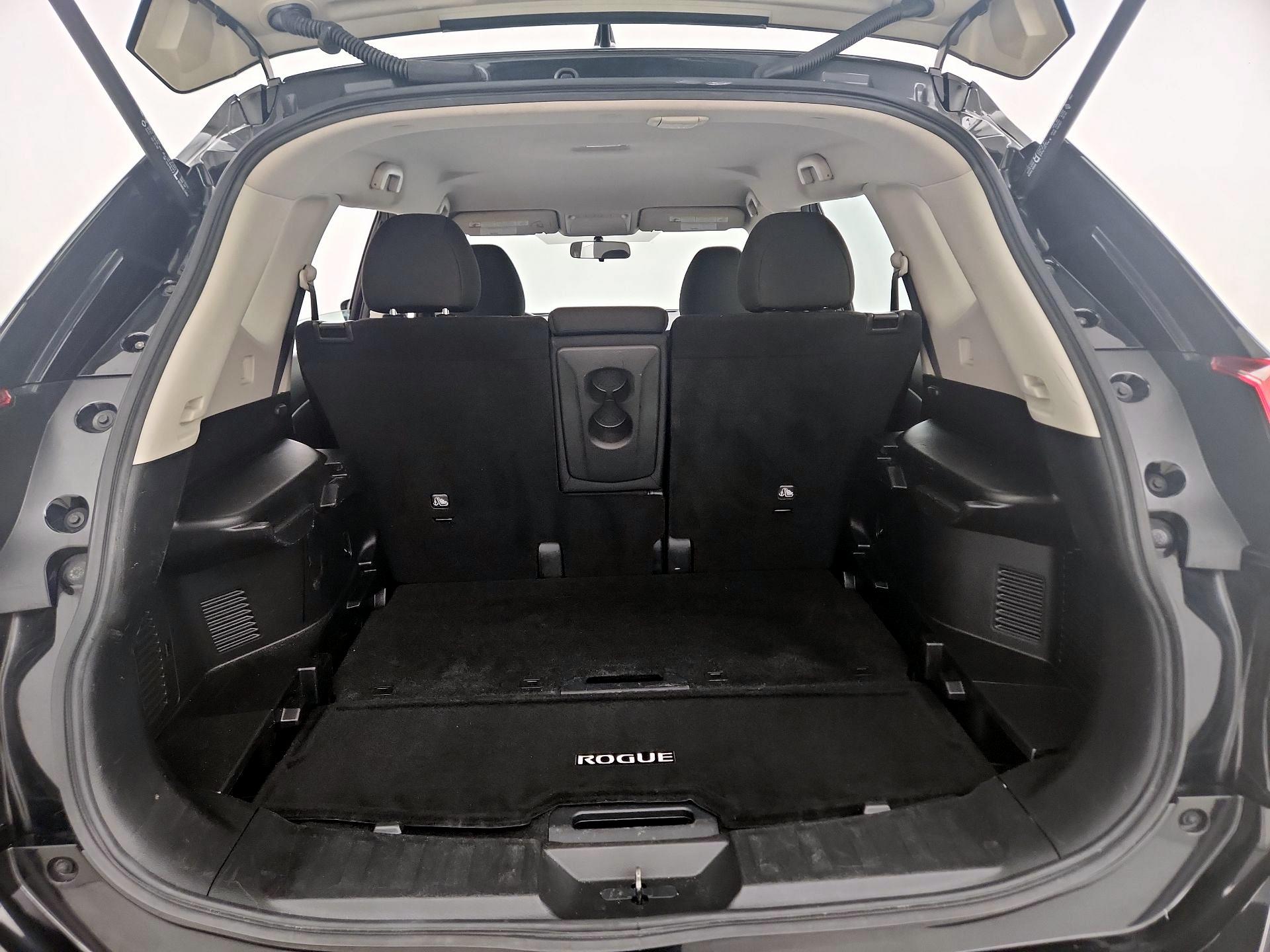 Thumbnail: 2018 Nissan Rogue - 20