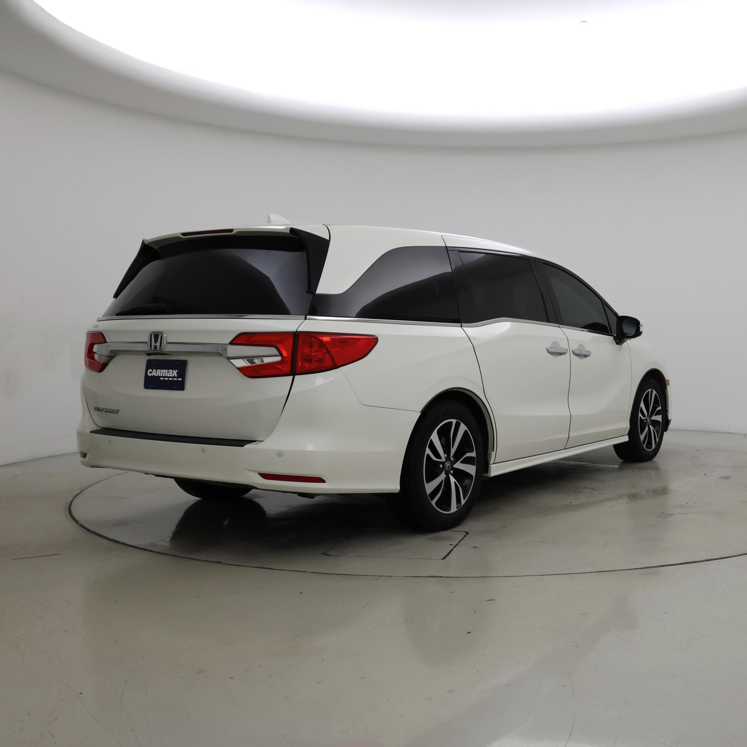 Thumbnail: 2019 Honda Odyssey - 8