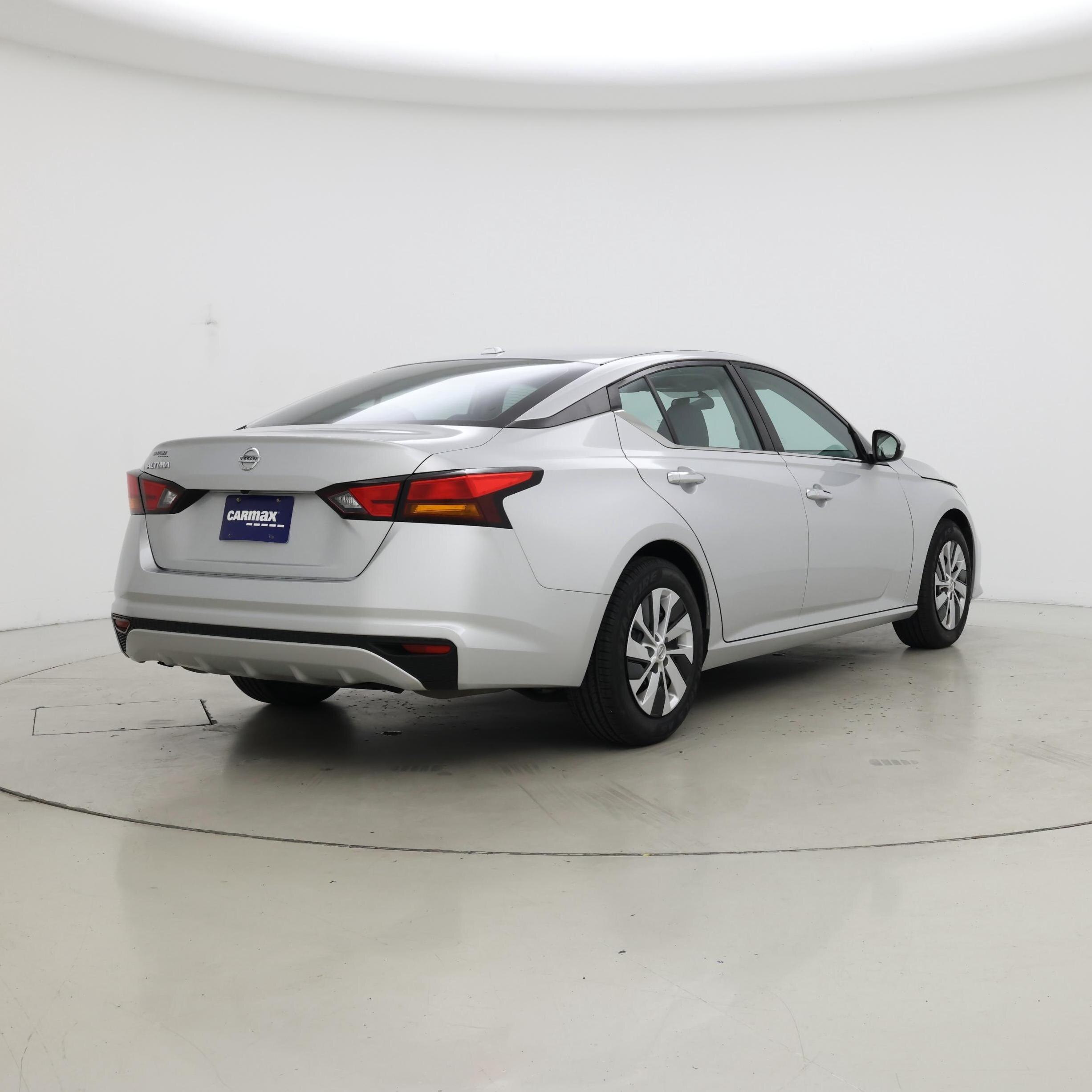 Thumbnail: 2020 Nissan Altima - 8