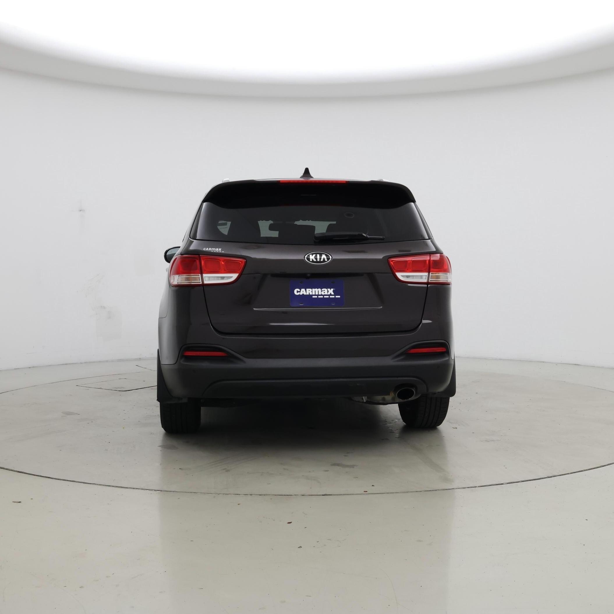 Thumbnail: 2016 Kia Sorento - 6
