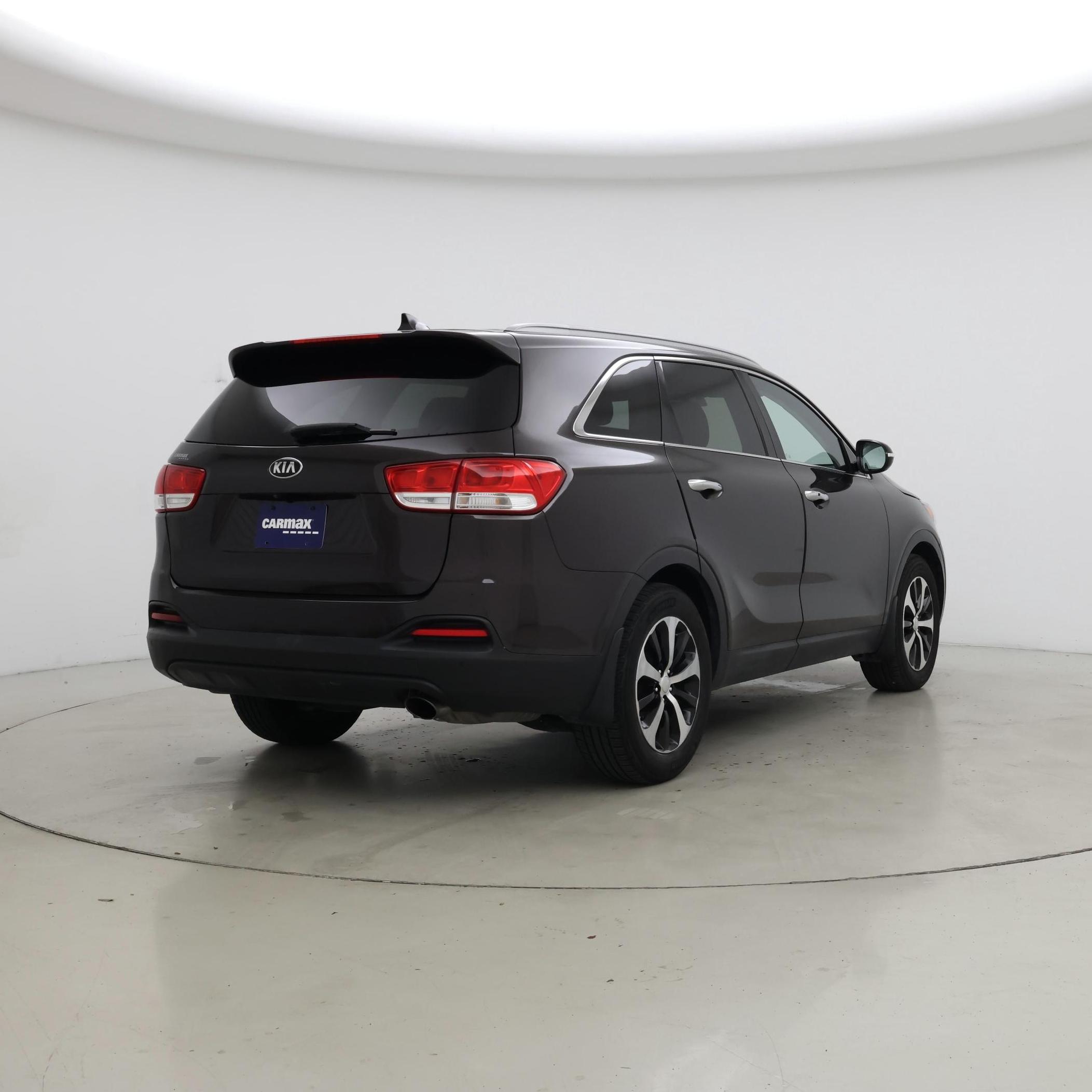 Thumbnail: 2016 Kia Sorento - 8