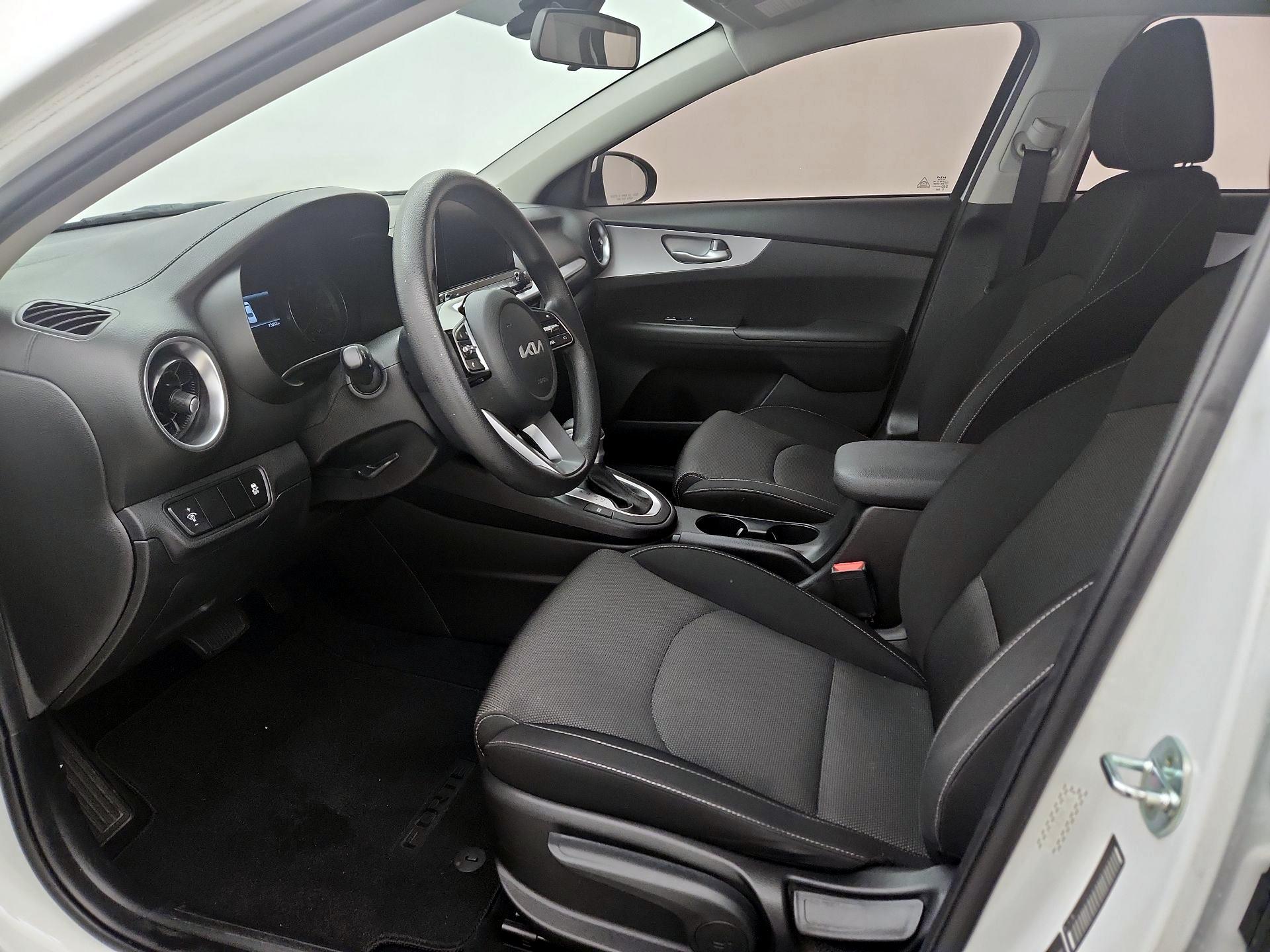 Thumbnail: 2023 Kia Forte - 11