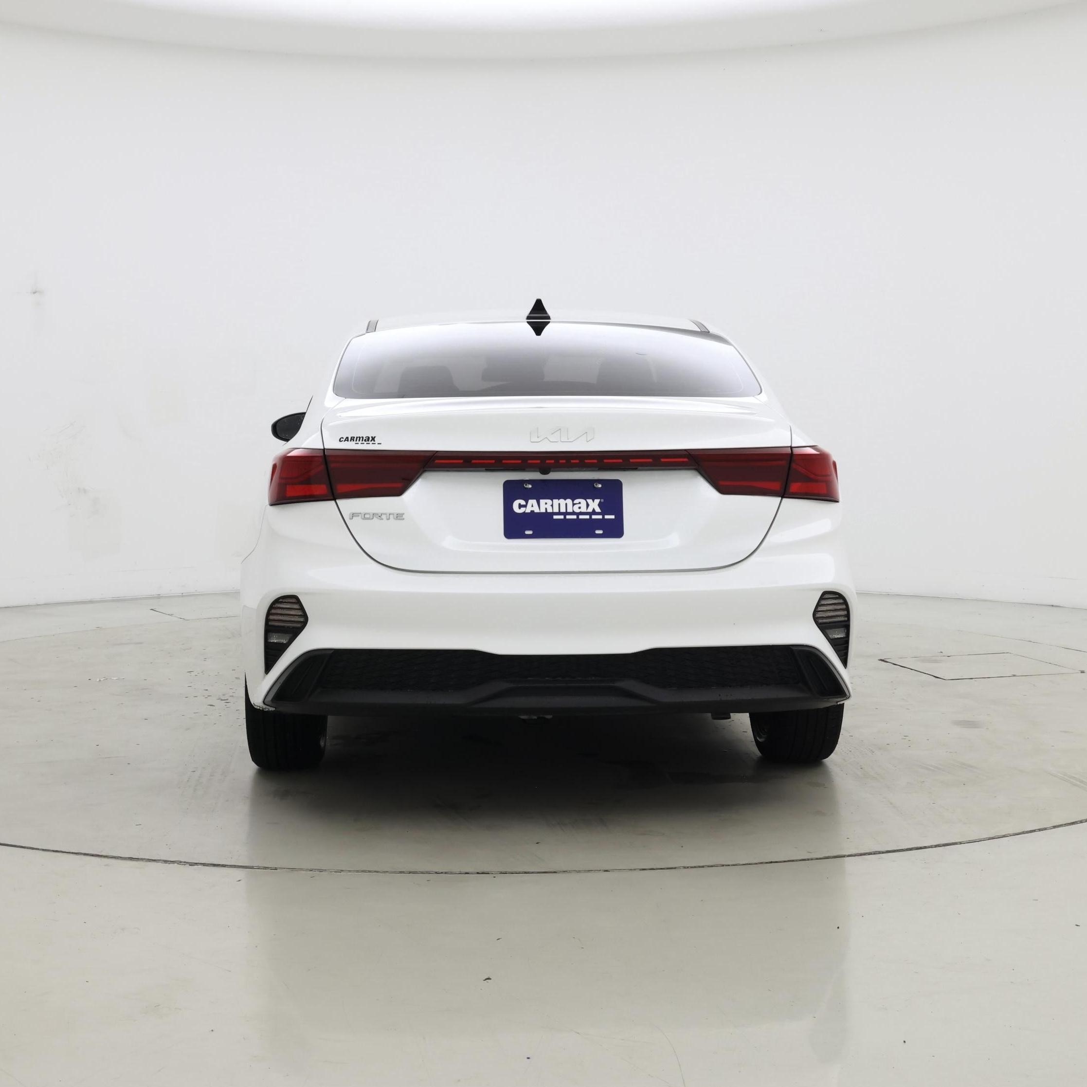 Thumbnail: 2023 Kia Forte - 6
