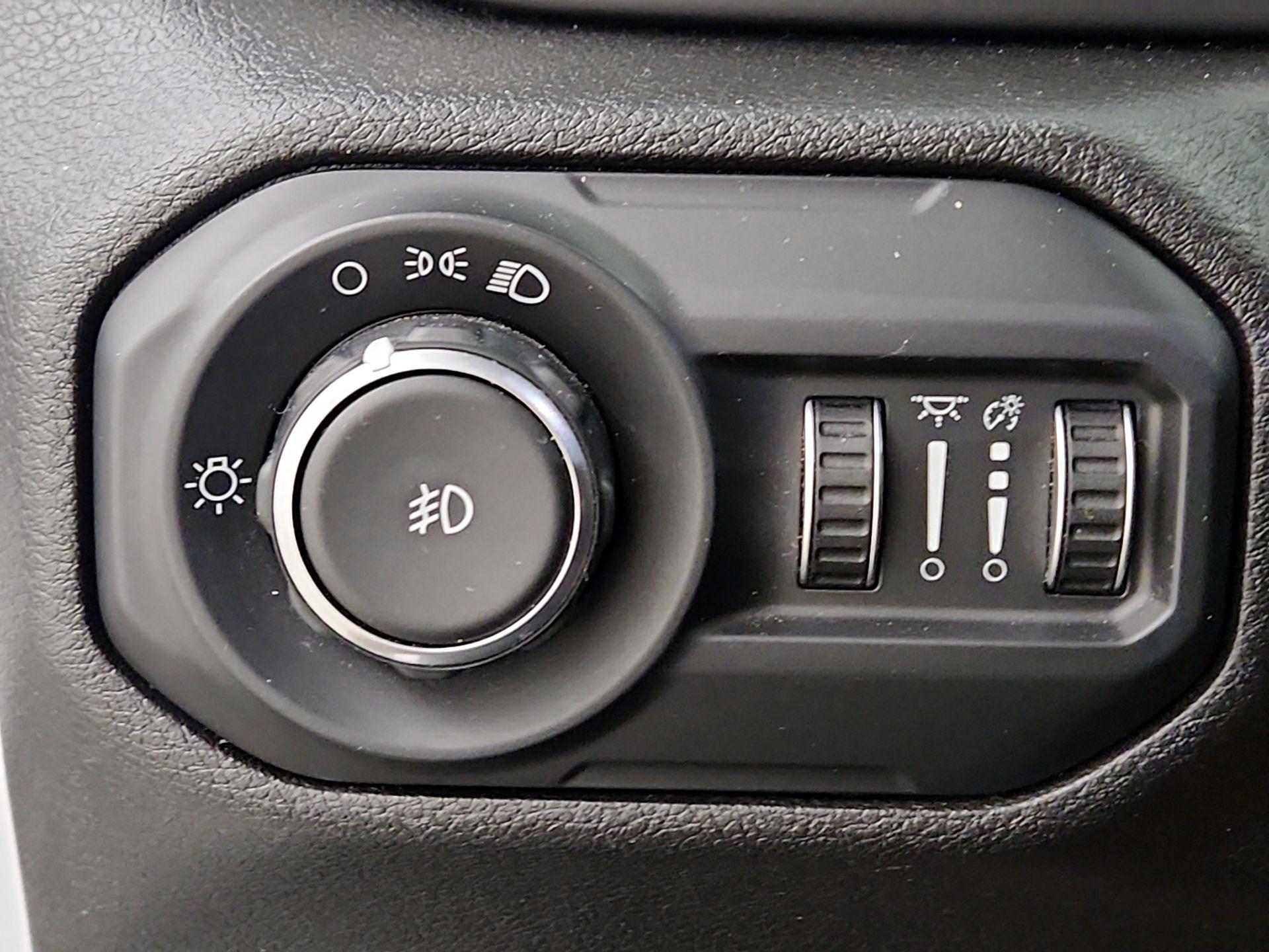 Thumbnail: 2021 Jeep Wrangler - 13