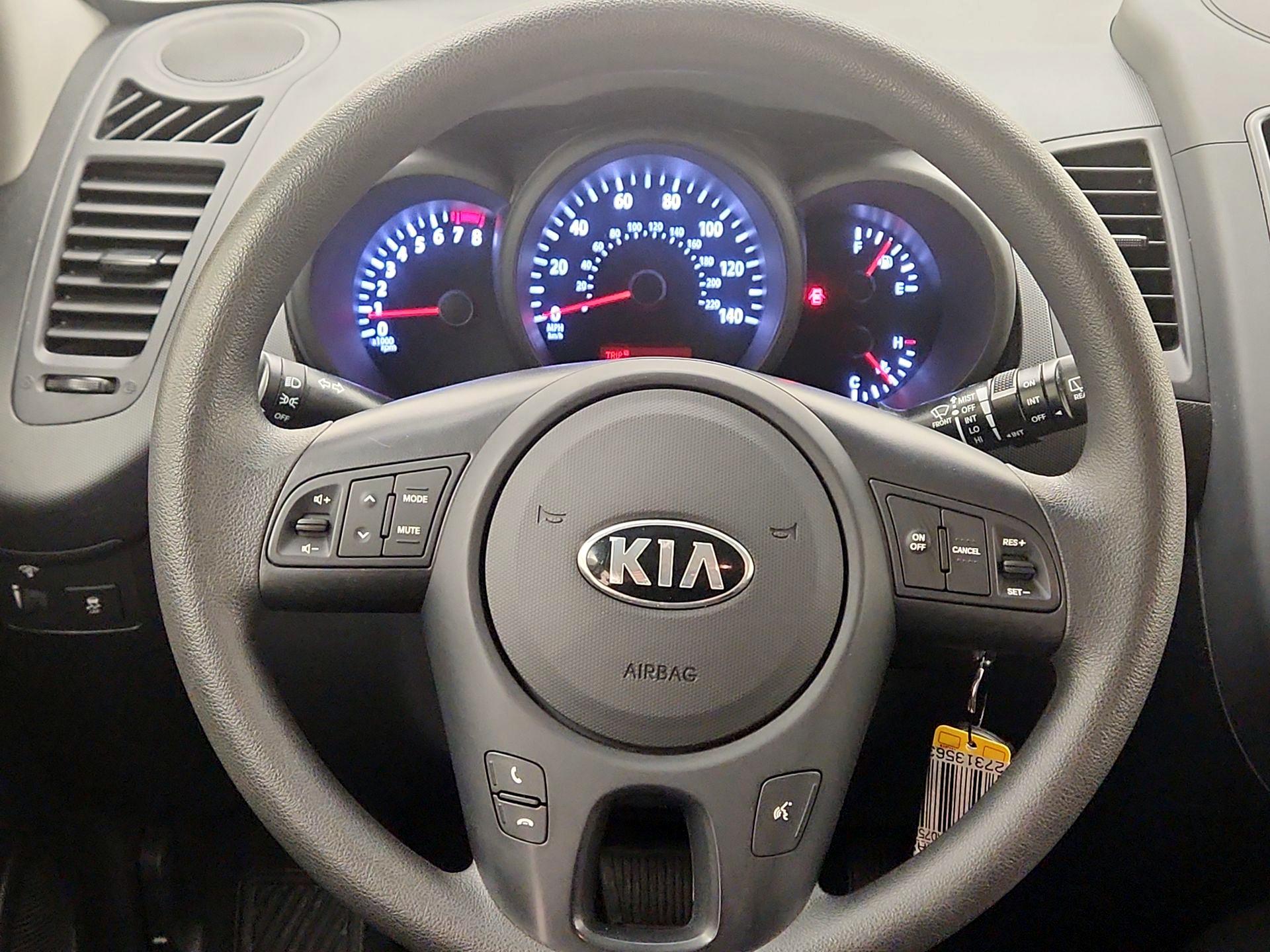 Thumbnail: 2013 Kia Soul - 10