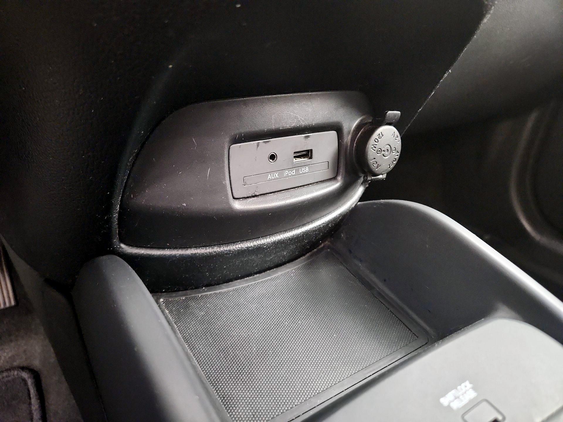 Thumbnail: 2013 Kia Soul - 17