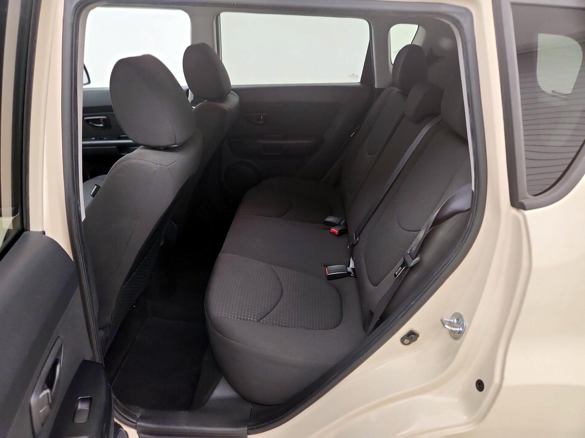 Thumbnail: 2013 Kia Soul - 18