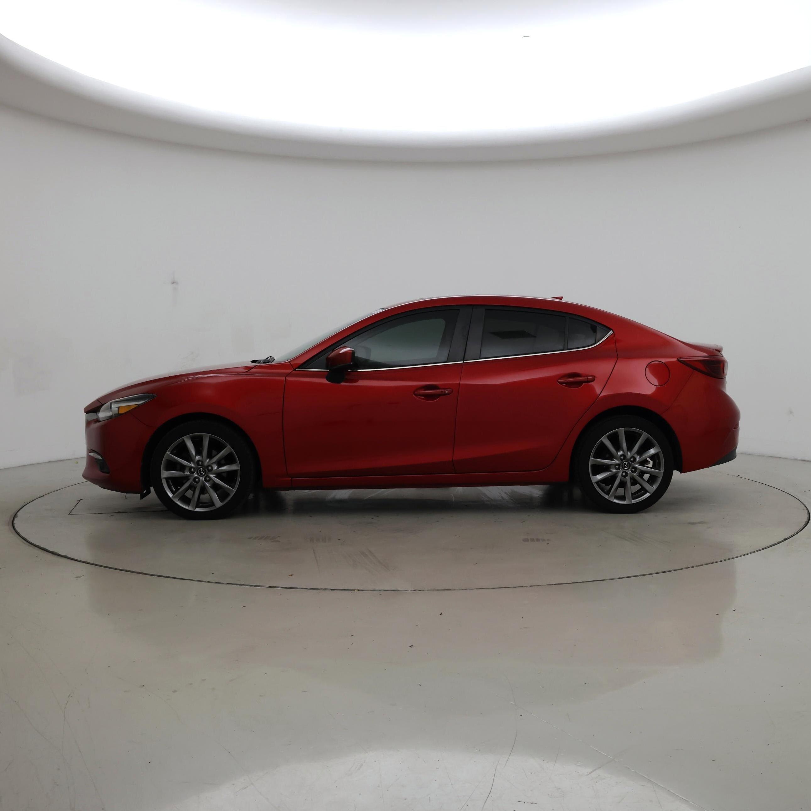 Thumbnail: 2018 Mazda Mazda3 - 3