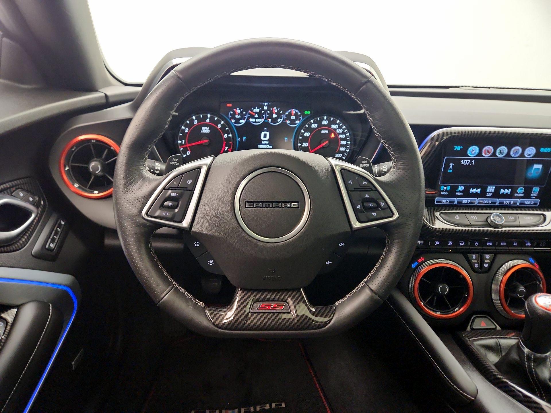 Thumbnail: 2018 Chevrolet Camaro - 10