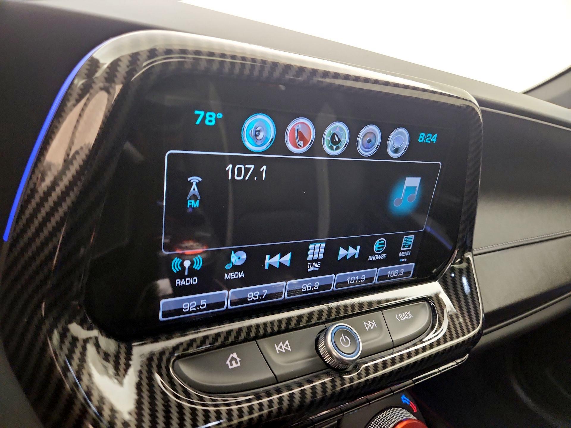 Thumbnail: 2018 Chevrolet Camaro - 14