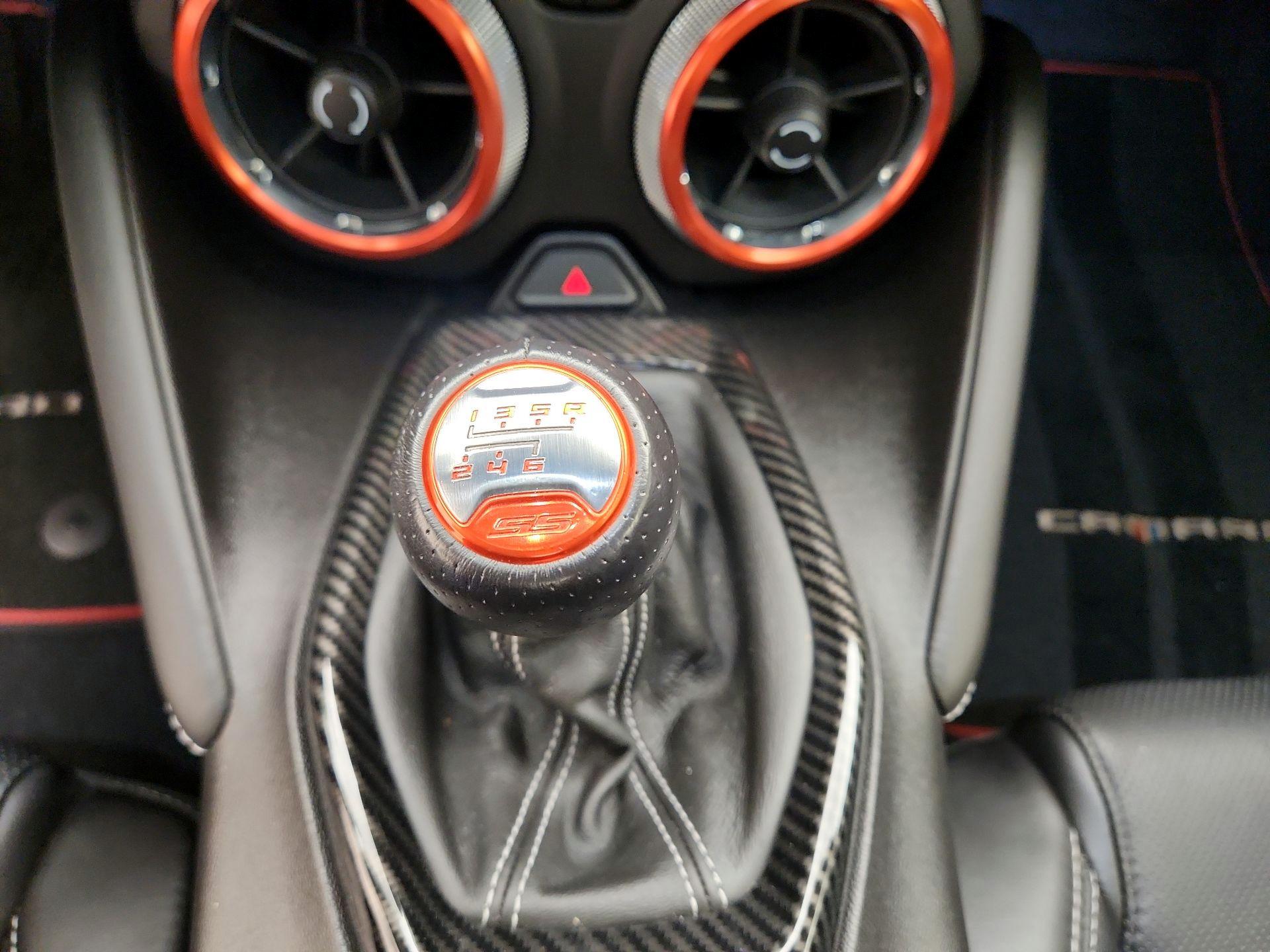 Thumbnail: 2018 Chevrolet Camaro - 16