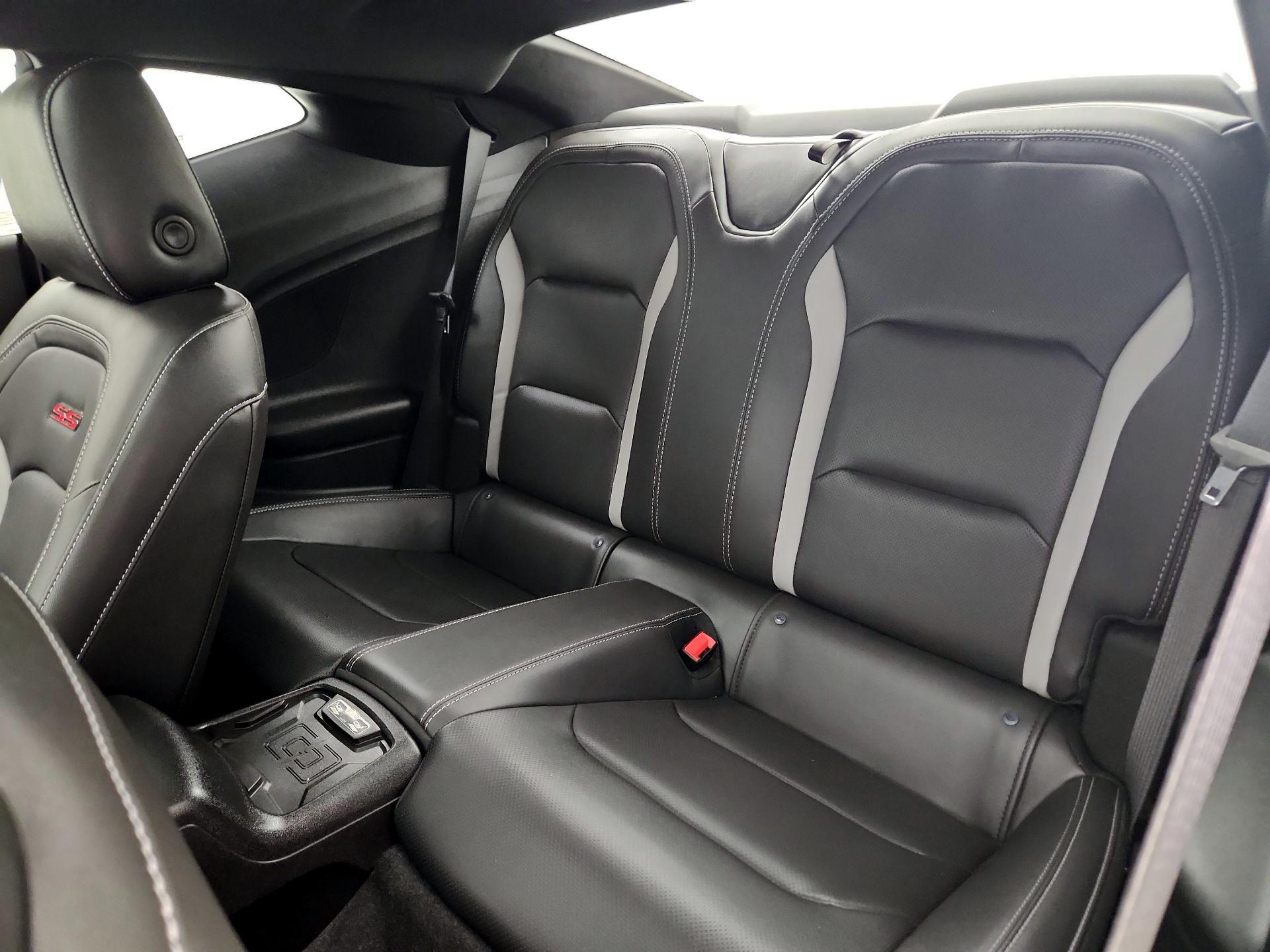 Thumbnail: 2018 Chevrolet Camaro - 19