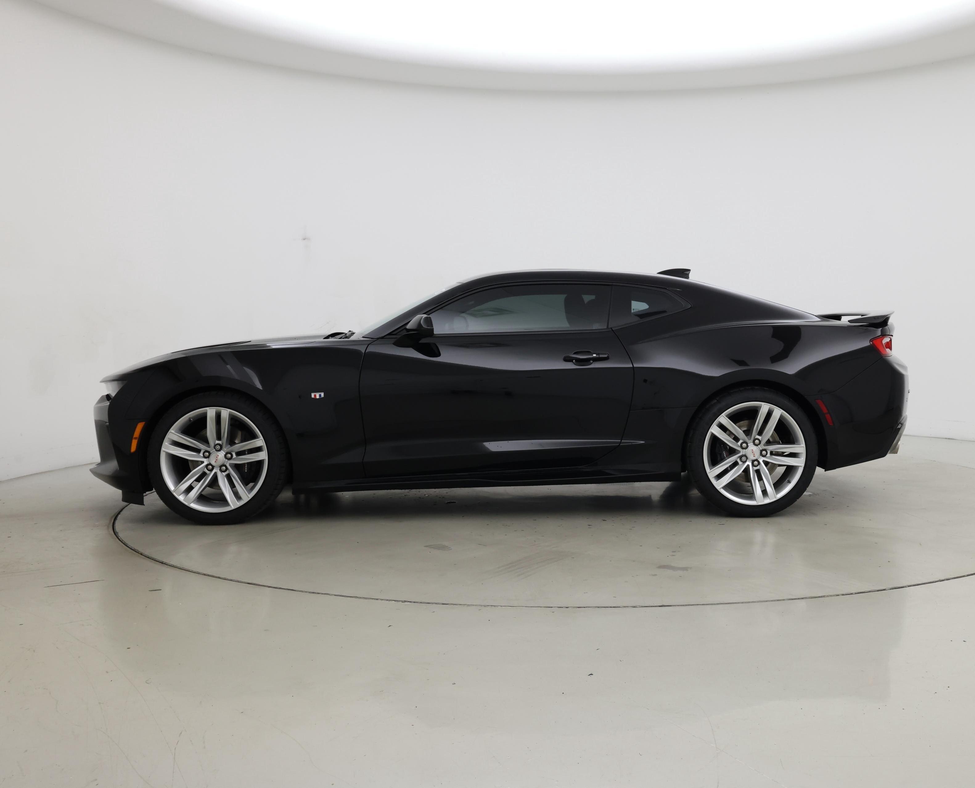 Thumbnail: 2018 Chevrolet Camaro - 3