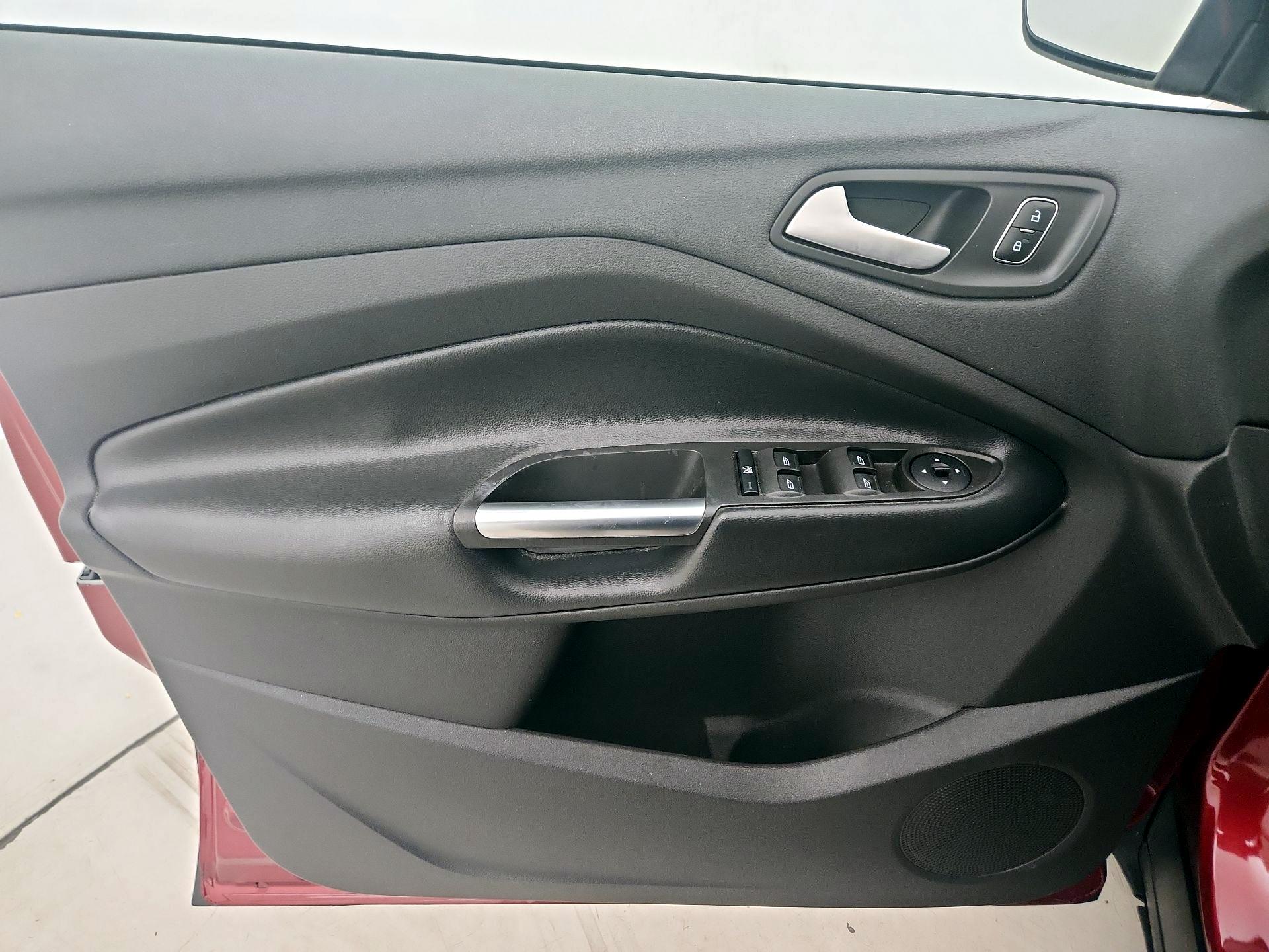 Thumbnail: 2018 Ford Escape - 12