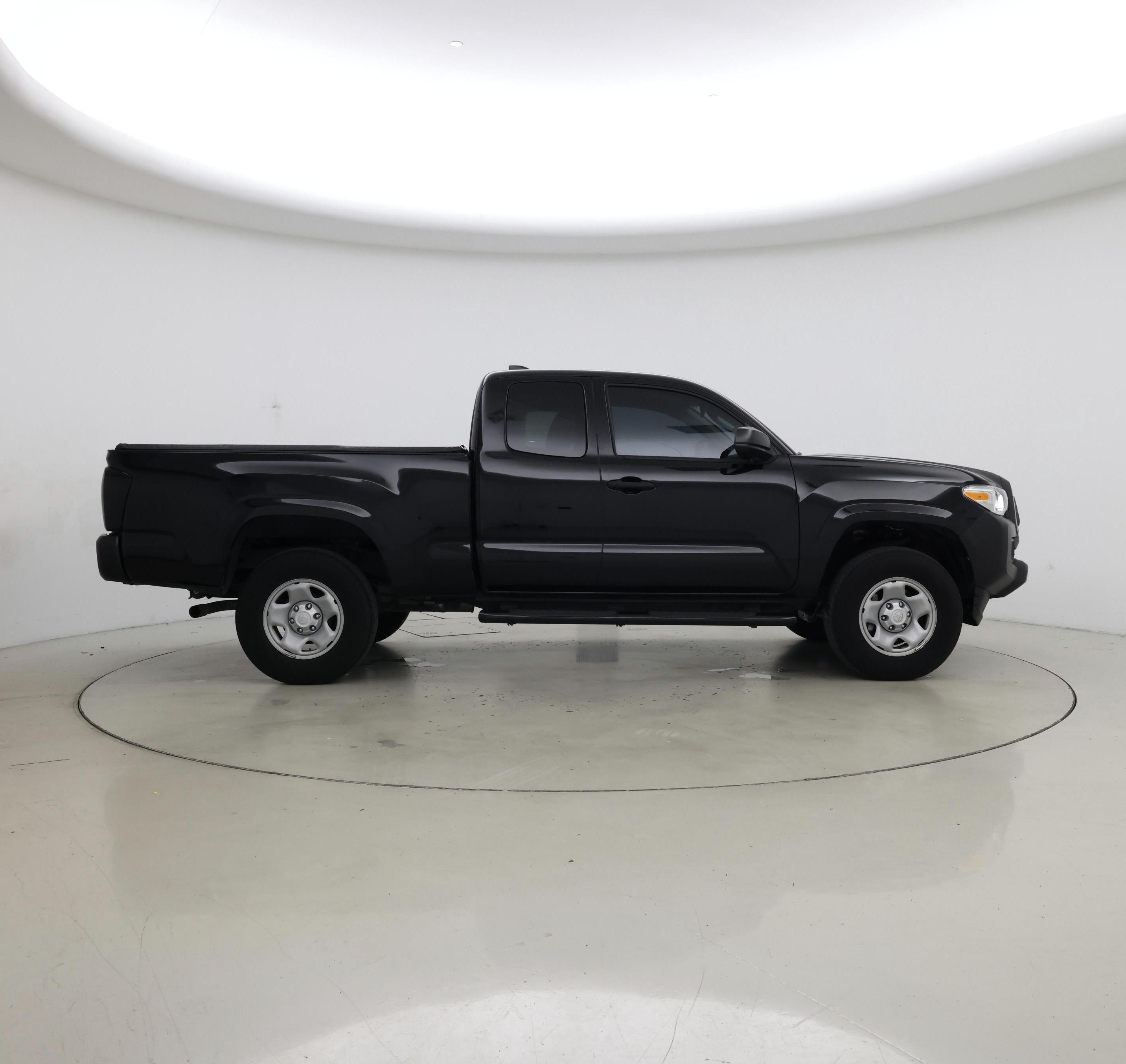 Thumbnail: 2022 Toyota Tacoma - 7