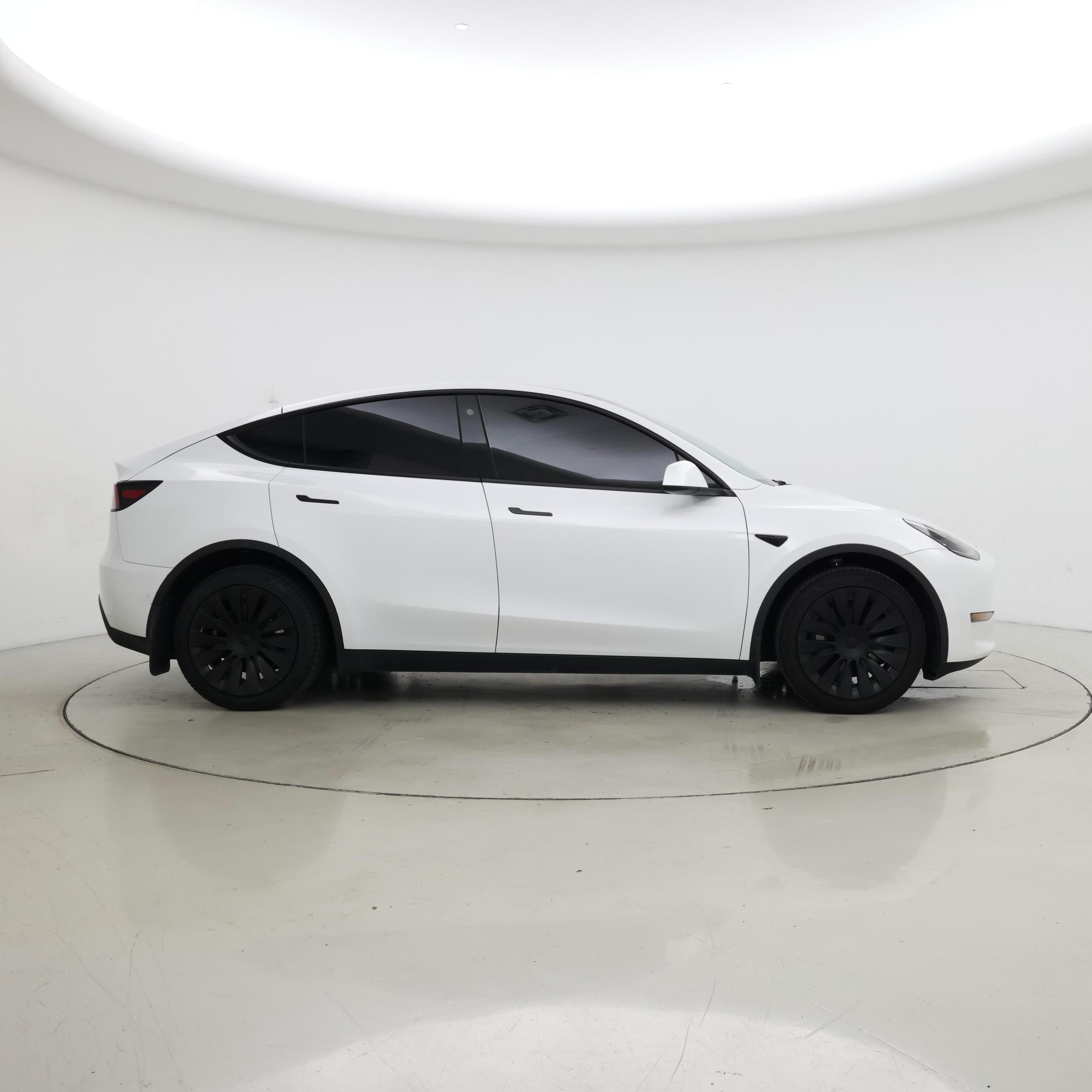 Thumbnail: 2022 Tesla Model Y - 7