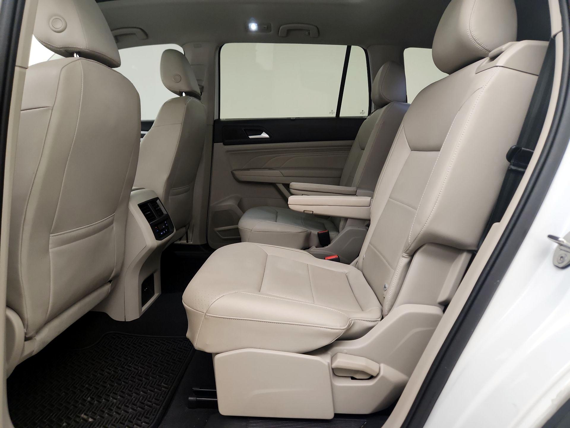 Thumbnail: 2021 Volkswagen Atlas - 20