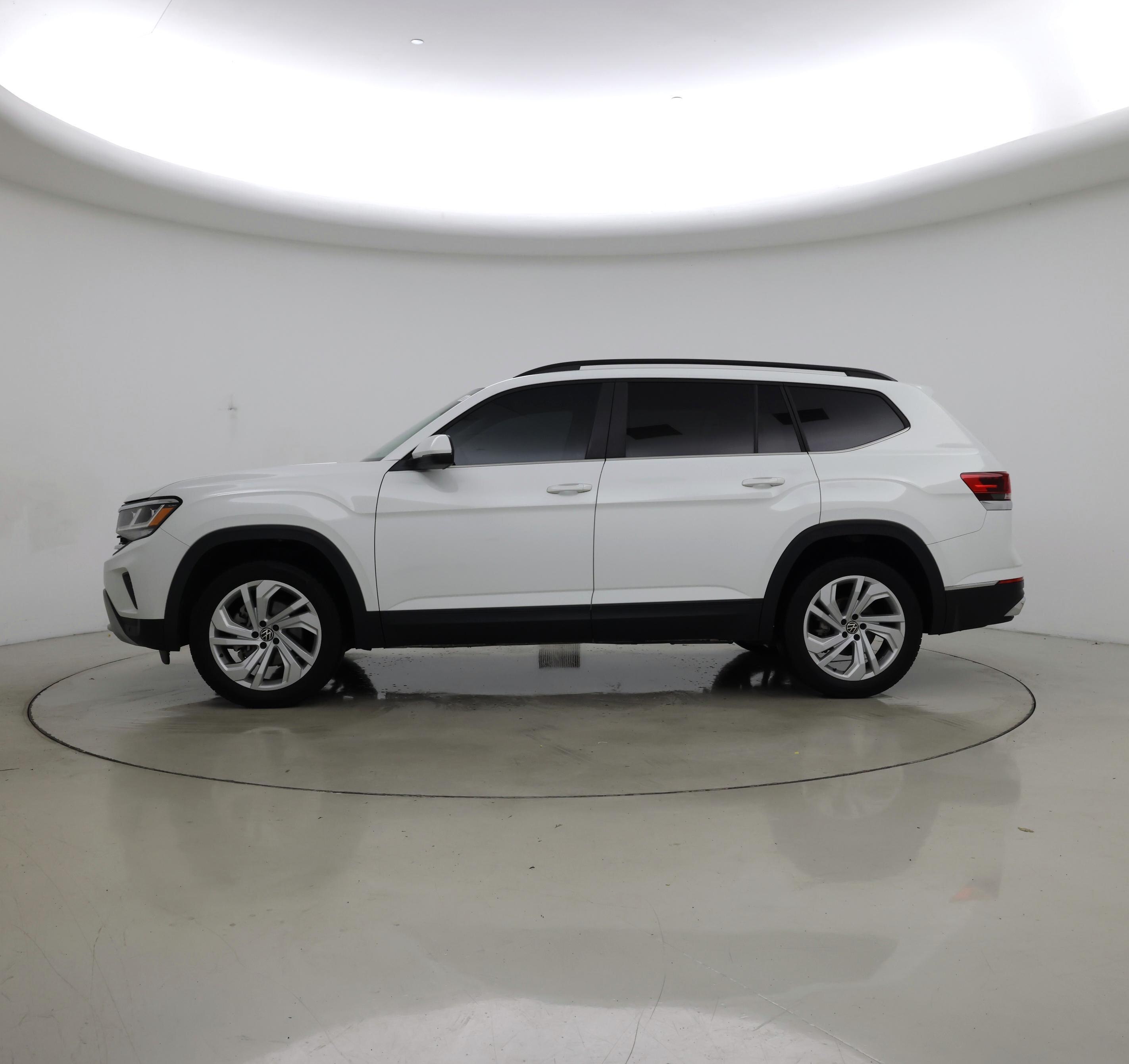 Thumbnail: 2021 Volkswagen Atlas - 3