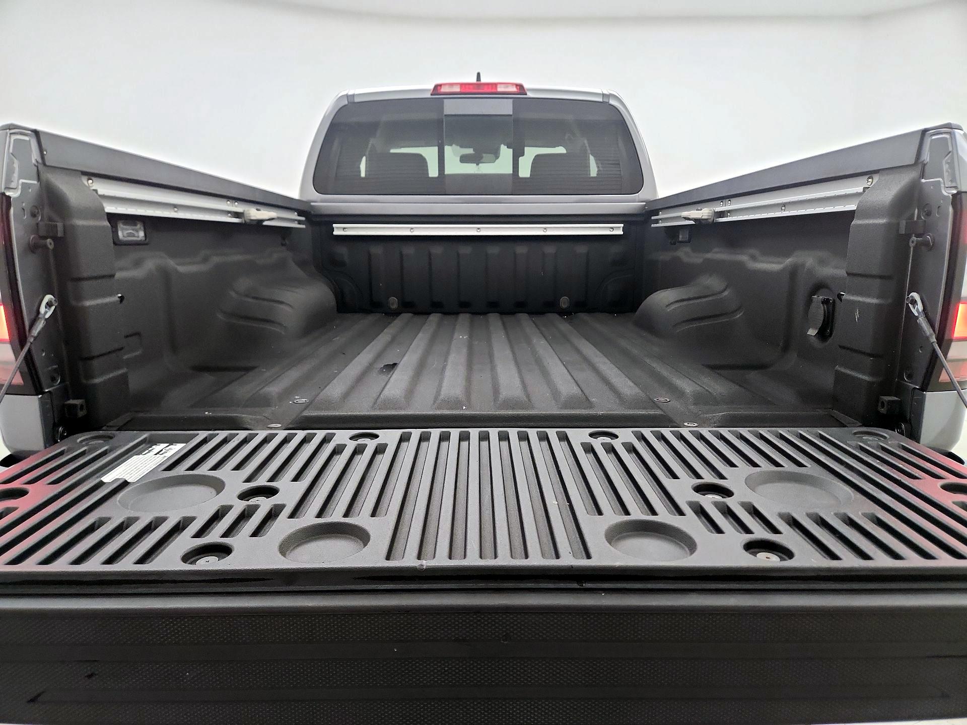 Thumbnail: 2023 Nissan Frontier - 20