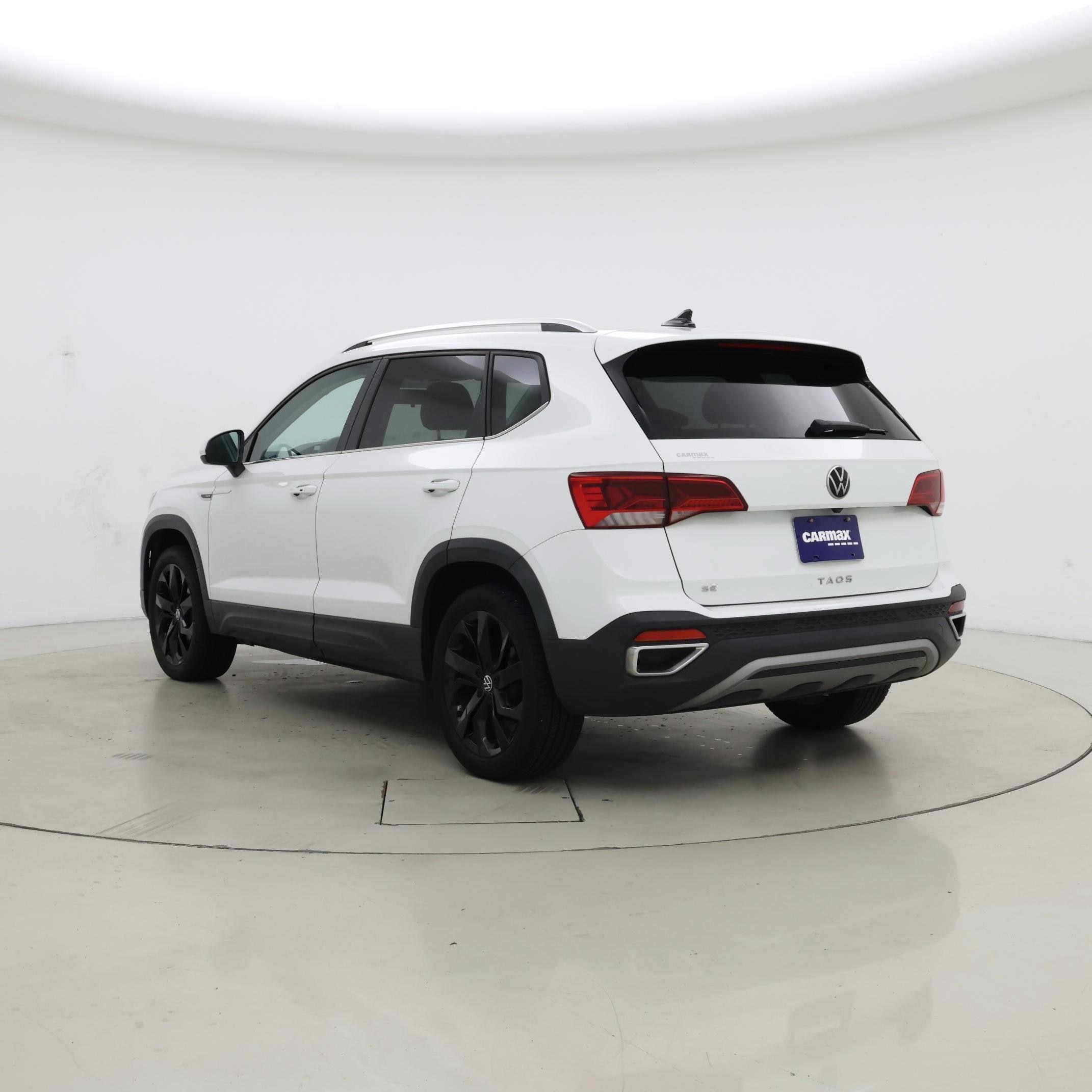Thumbnail: 2022 Volkswagen Taos - 2