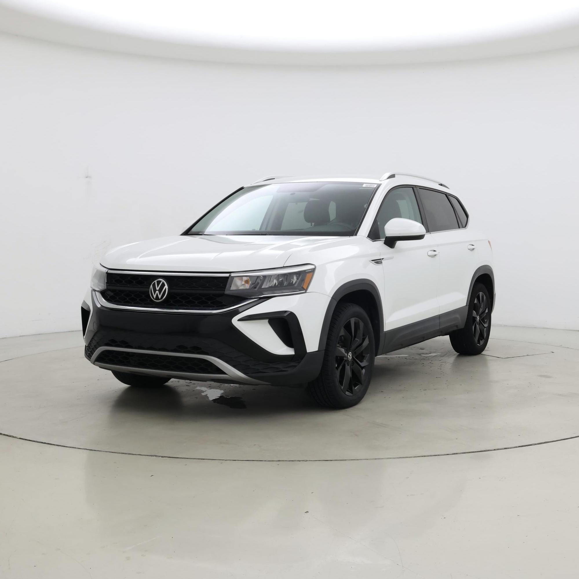 Thumbnail: 2022 Volkswagen Taos - 4
